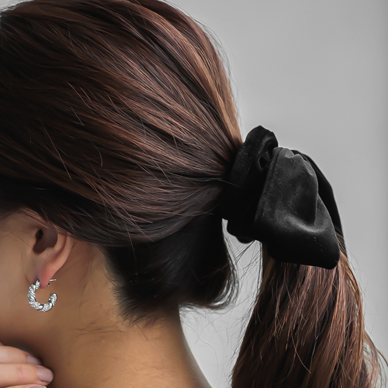 【ネコポス便】ヘアアクセ 大きめ 大人リボン ベルベット ベロアシュシュ レディース 2545