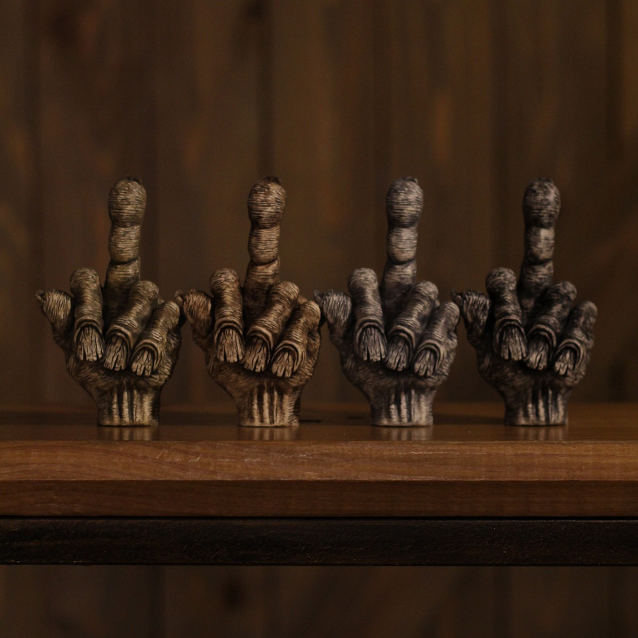 [1周年記念・数量限定] "1st Anniv" SUPER BIG KEYHOLDER - serial.08/KHAKI