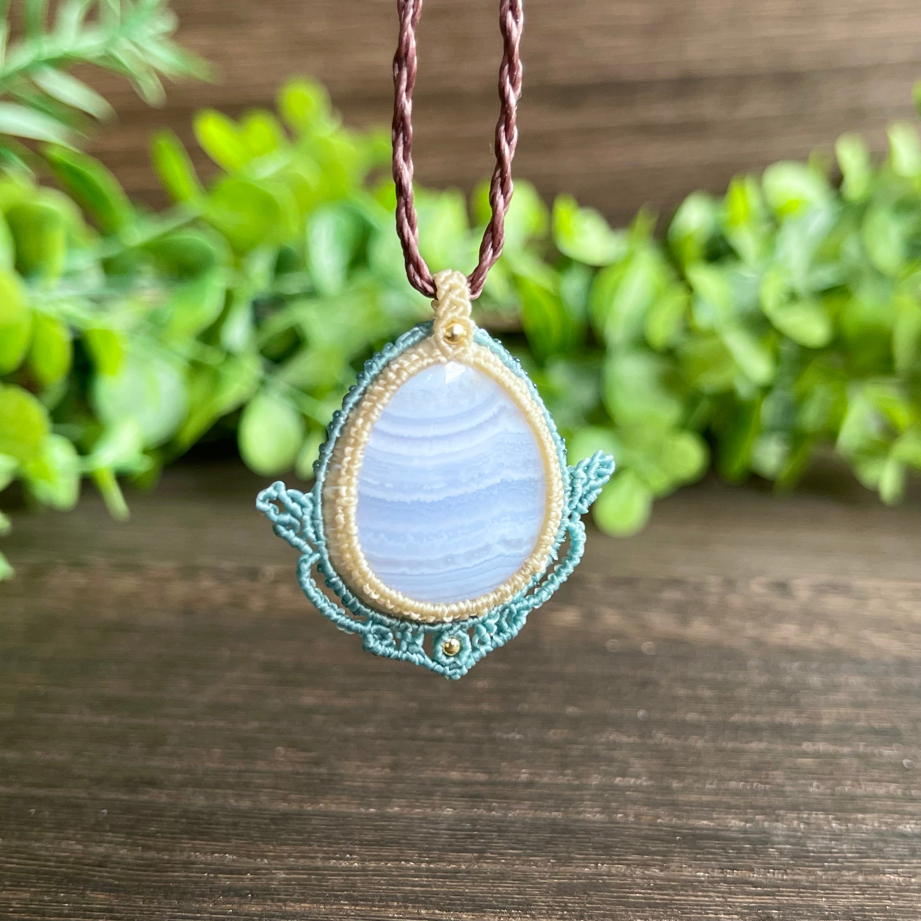 最高 カンテラオパールとブルーレースアゲートのマクラメネックレス 30