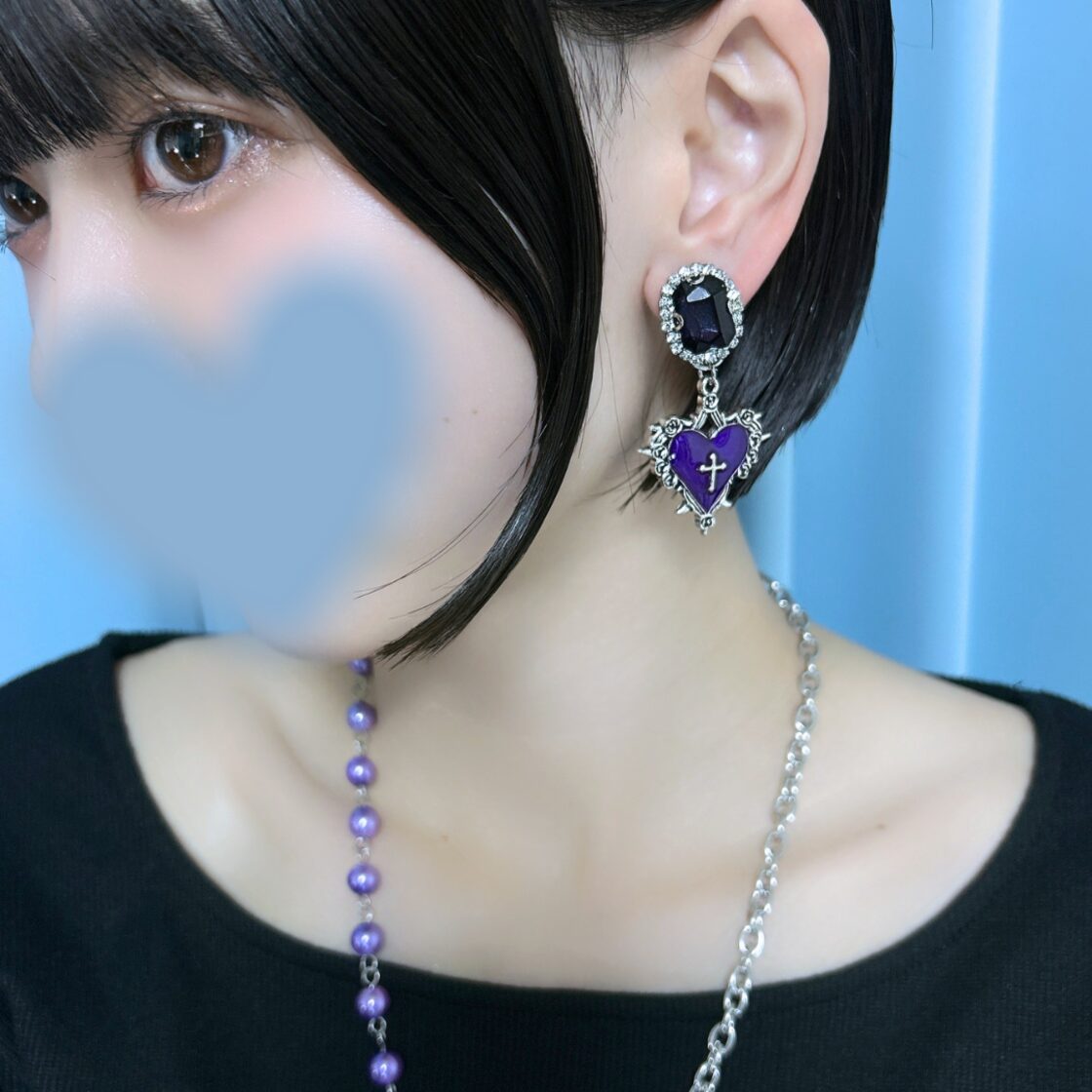 暗闇で輝く薔薇とクロスハートのピアス・イヤリング｜ハートピアス