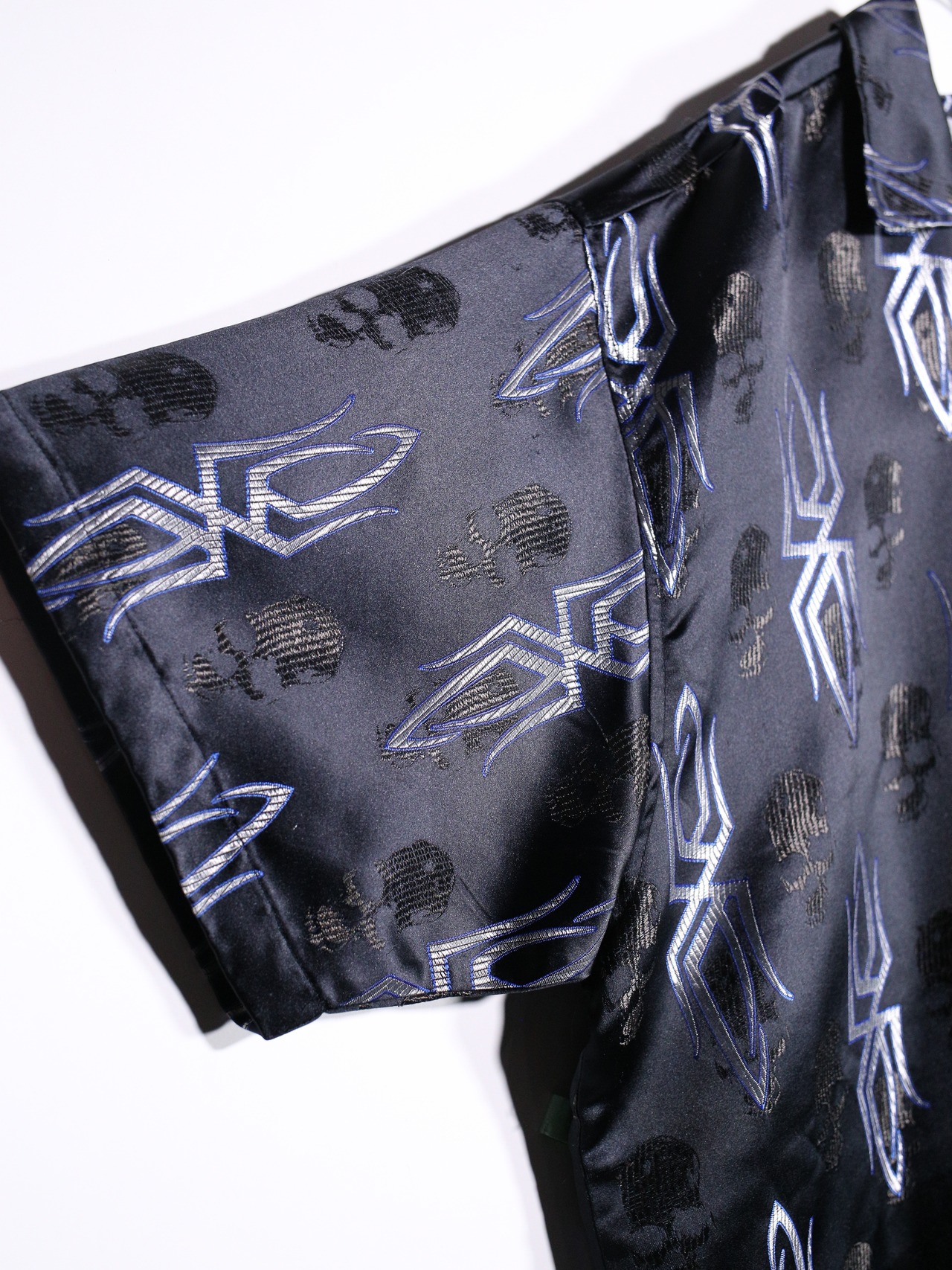 glossy fabric spiky skull pattern oversize s/s shirt - 9