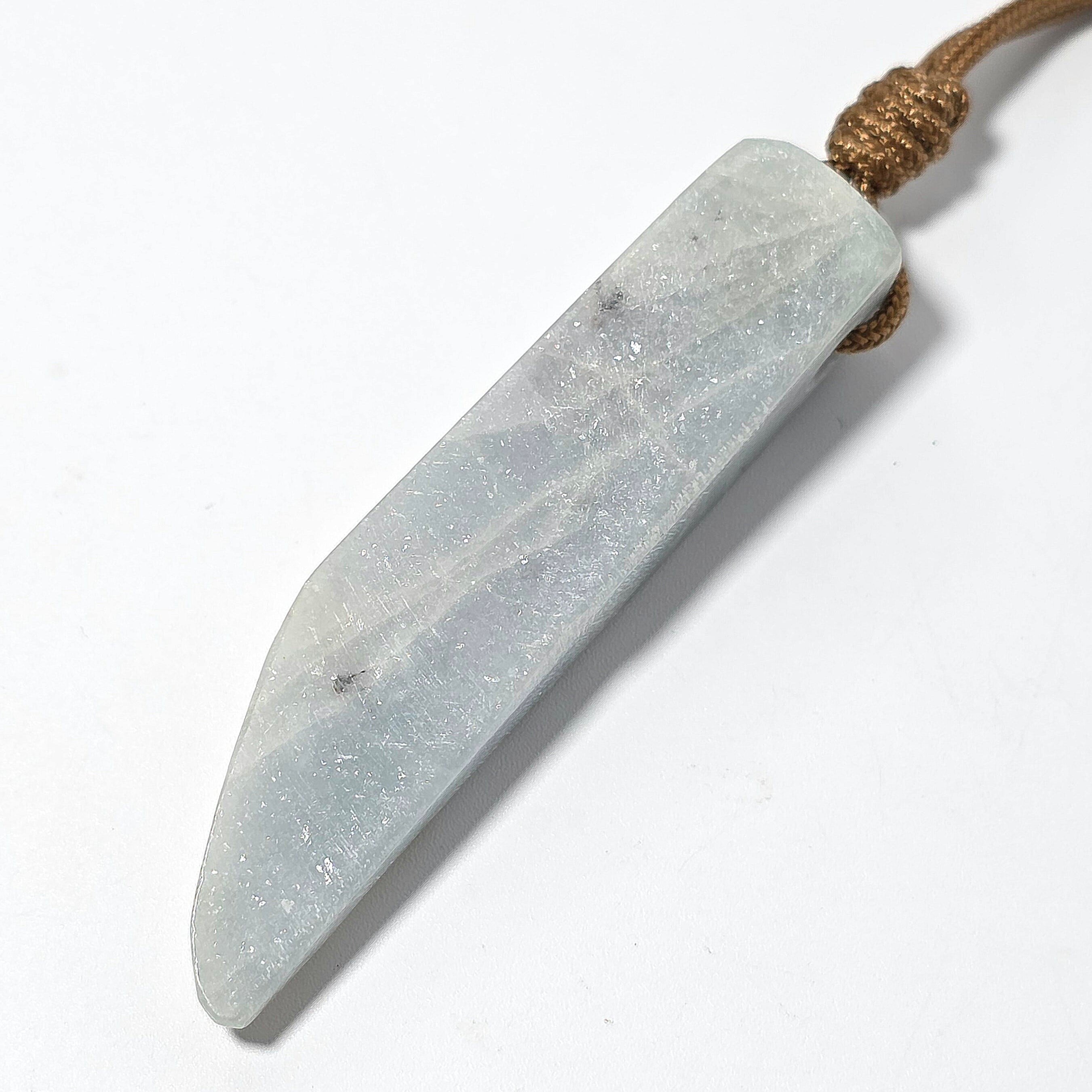 入コン沢ペンダント:紐付き:糸魚川翡翠 BPT 0107 | 糸魚川翡翠工芸家