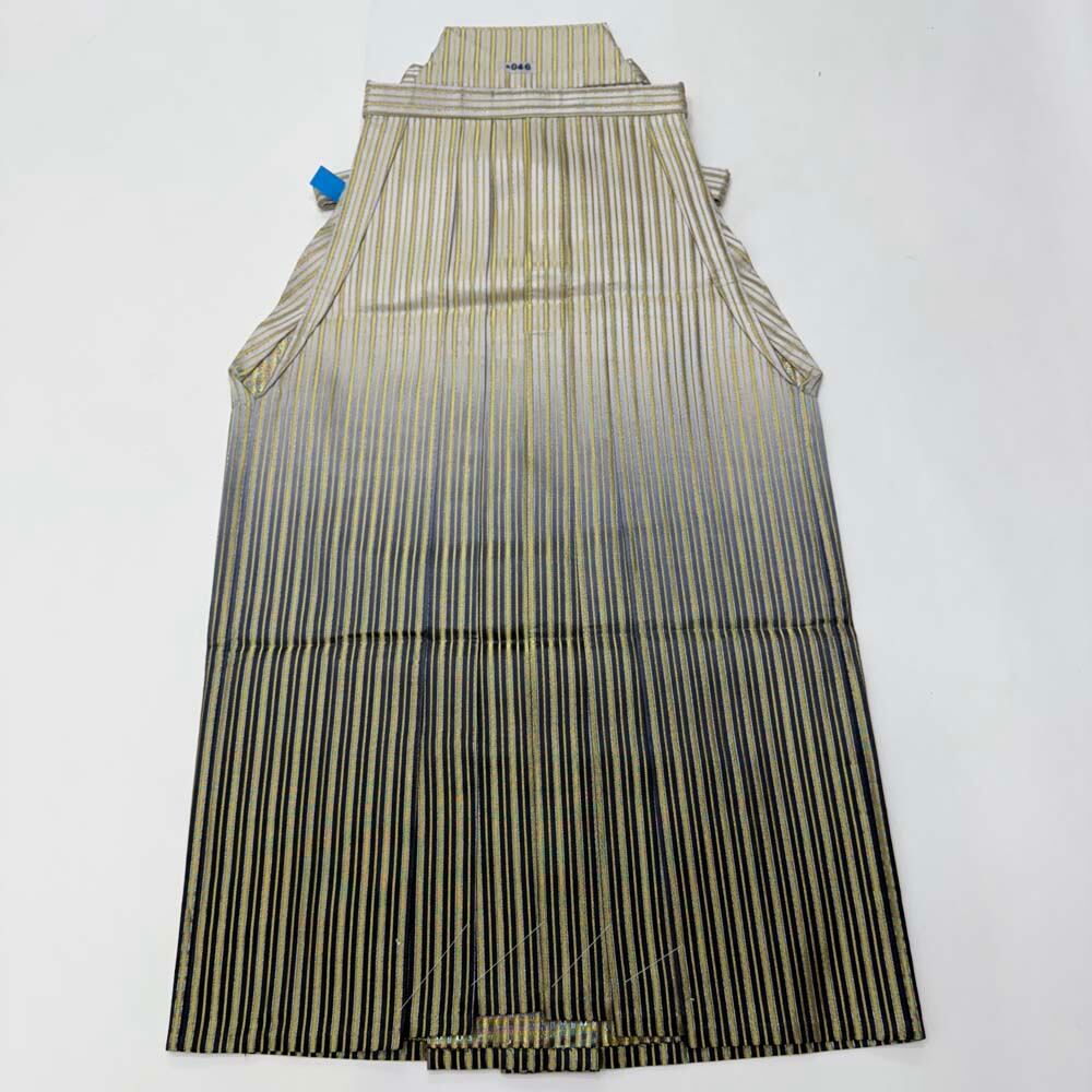 袴 行灯袴 男袴 紐下丈 88cm 男性用袴 Lサイズ 紋付 成人式袴 縞 ぼかし 中古 4869