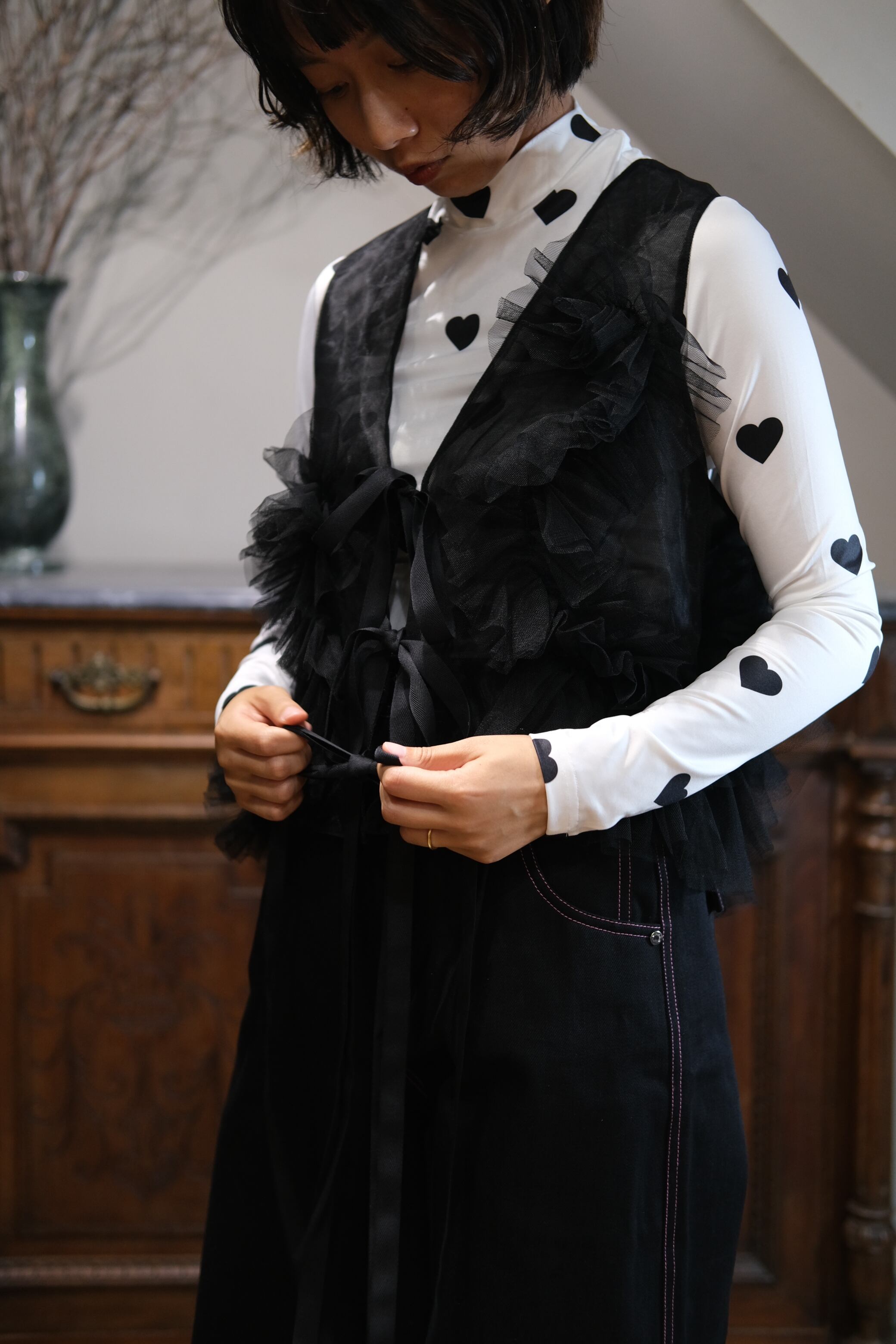 VIVIANO】Elastic Top - white×black - | loop