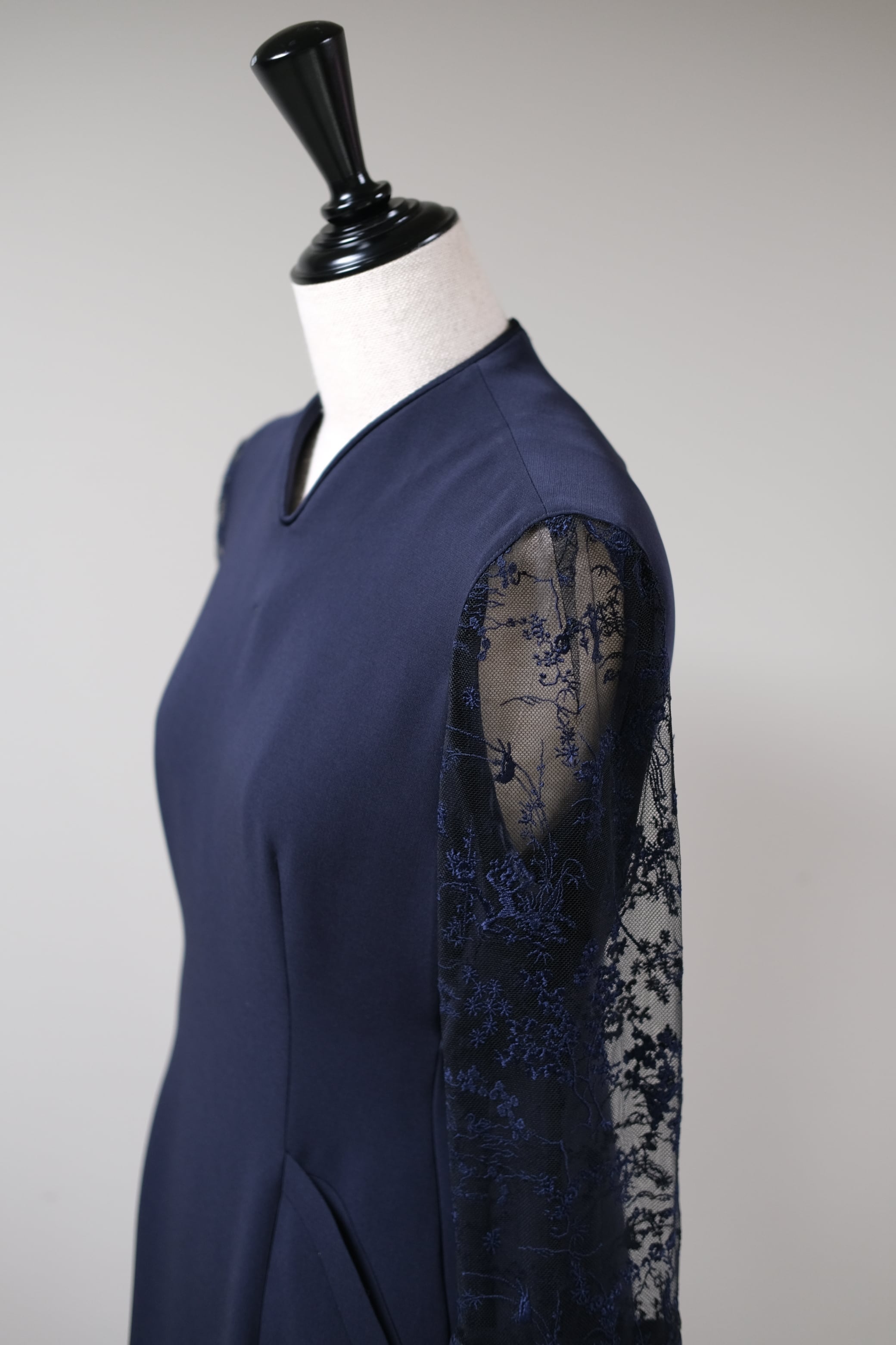 Acetate Polyester Lace Sleeve Dress　完売品 Mame Kurogouchi】Acetate Polyester Floral Lace Sleeve Dress