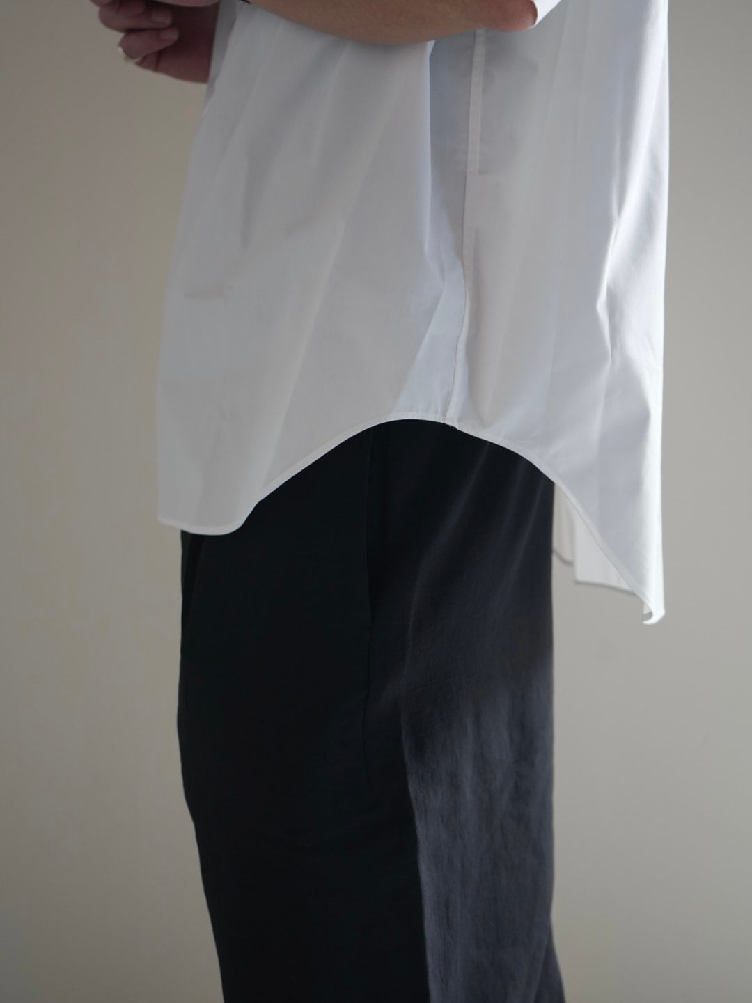 NEUTRALWORKS ニュートラルワークス【 Half Sleeve Broad Band Collar