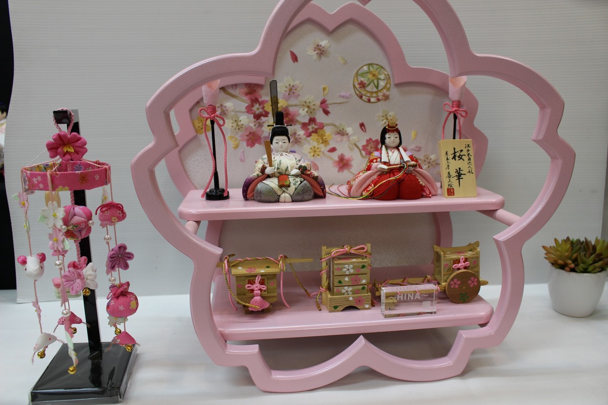 木目込みまり デザイン 桜 木目込人形 親王飾り 桜華雛 喜久絵作 桜型