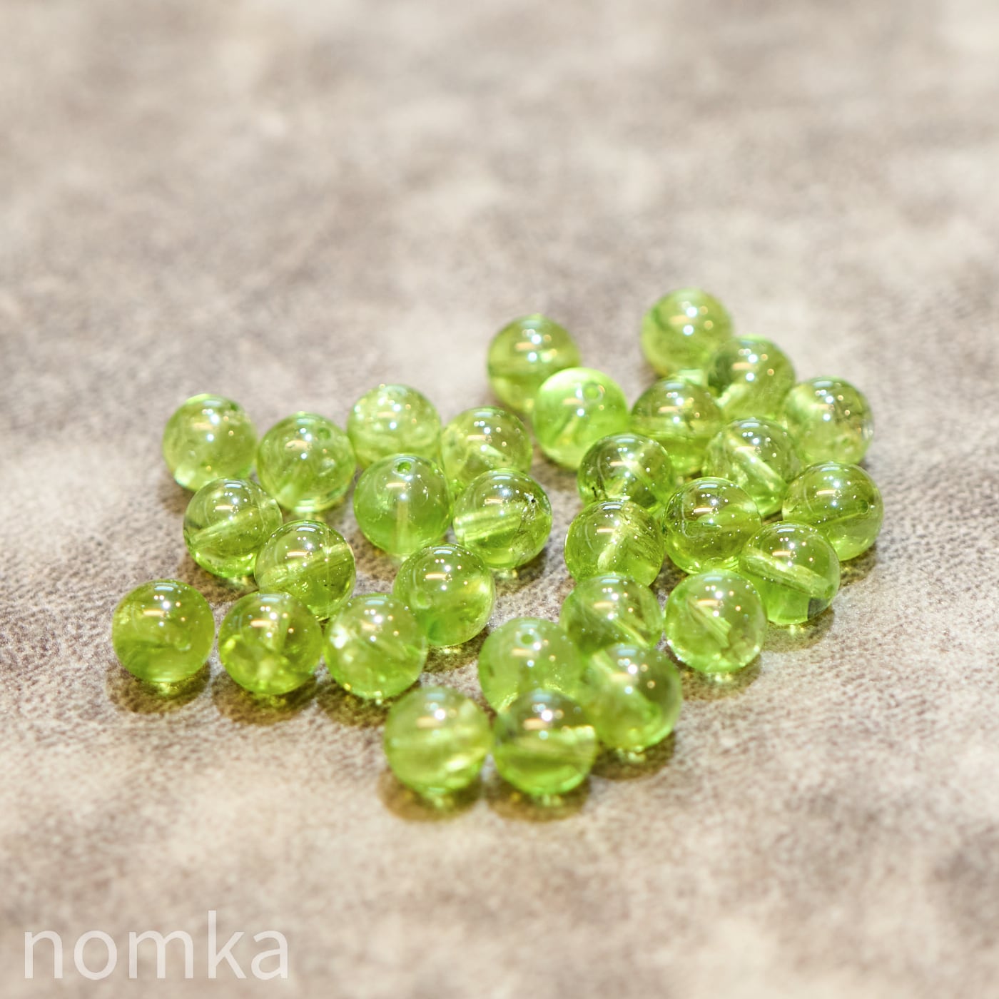 【太陽が育んだオリーブ】アリゾナ州産 ペリドット (高品質/稀少サイズ) 8mm玉 ビーズ/一粒売り