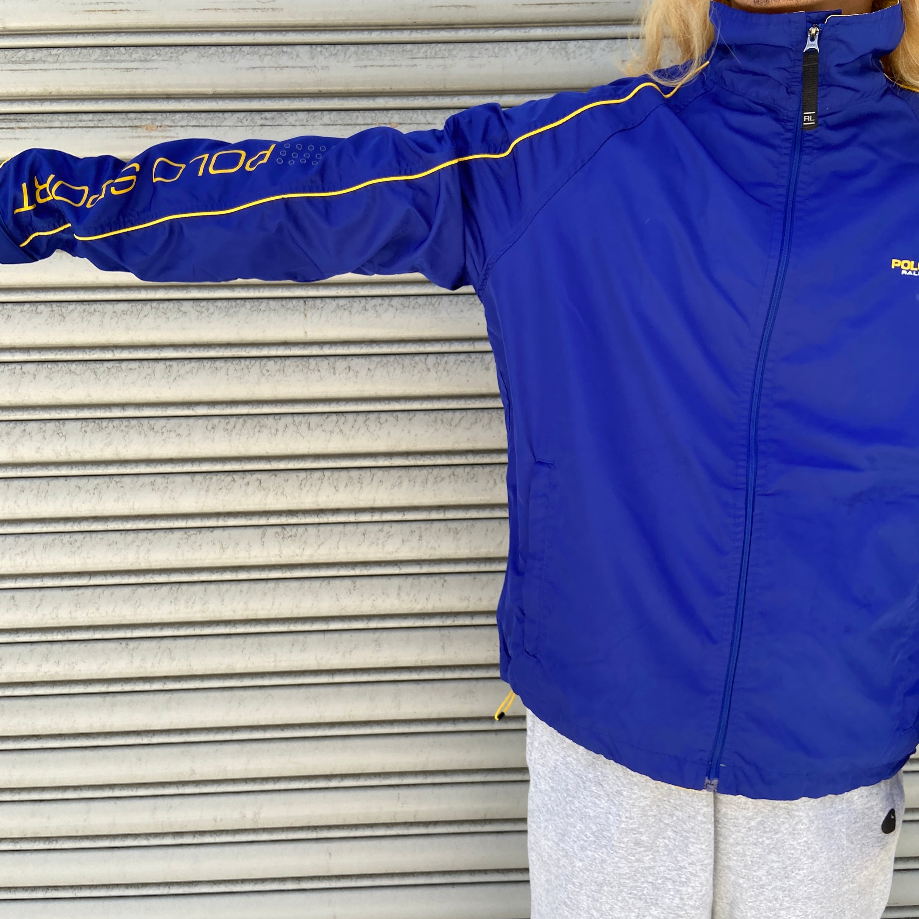 90s POLO SPORT ラルフローレン ナイロンジャケット ブルー M | 古着屋 Uan