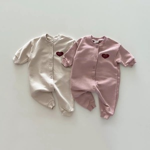 【BABY】韓国風　可愛いハートオールインワン