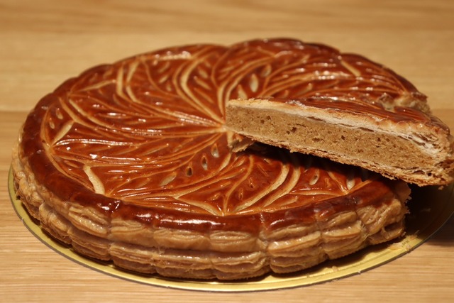 【冷凍配送】ガレット・デ・ロワ（21cm）