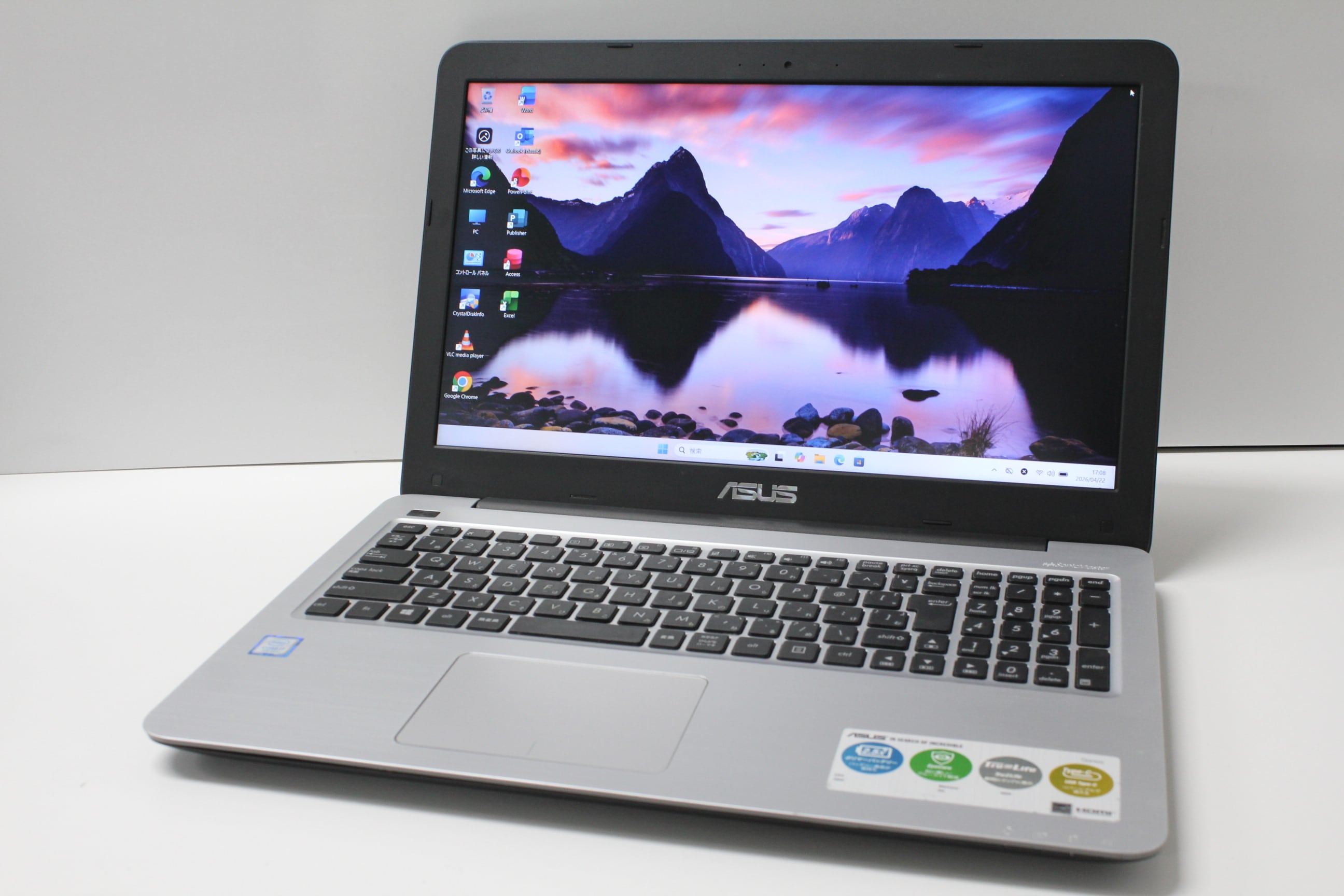 中古ノートPC】東芝〈Dynabook Chromebook C70〉MT520/eMMC32GB/メモリ