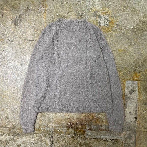 MOHAIR CABLE DESIGN KNIT SWEATER