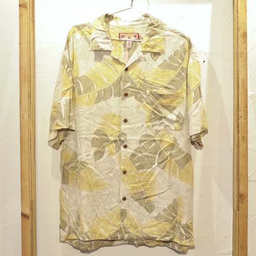 Leaf Pattern Rayon Aloha Shirt