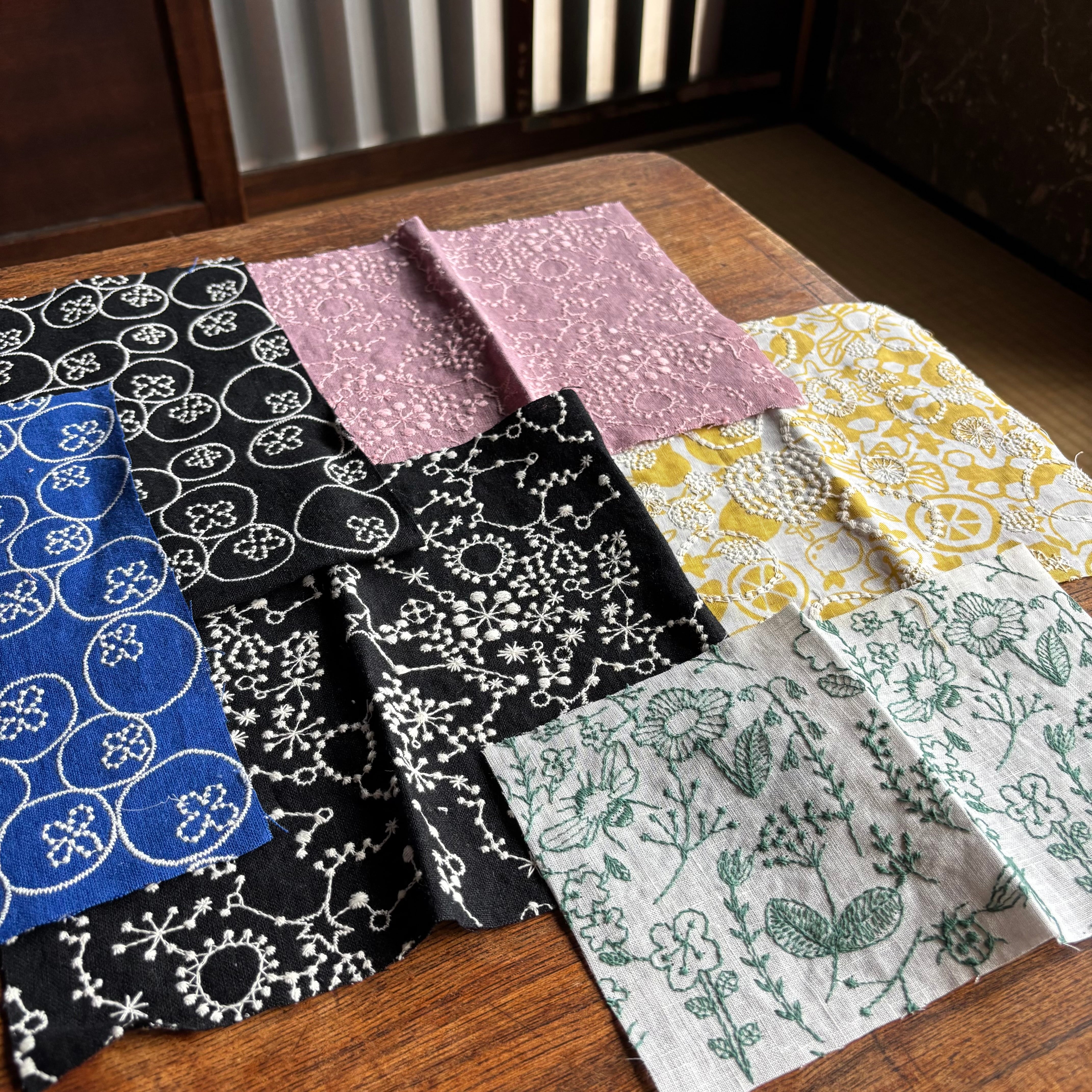 スピカ模様店/刺繍生地のはぎれちょっとずつセット | Spicaの庭