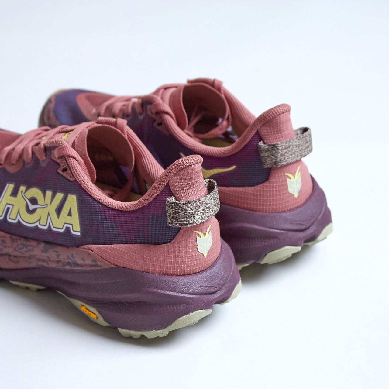 HOKA（ホカ）W SPEEDGOAT 6 -ルージュ / ブラック チェリー ウィメンズ