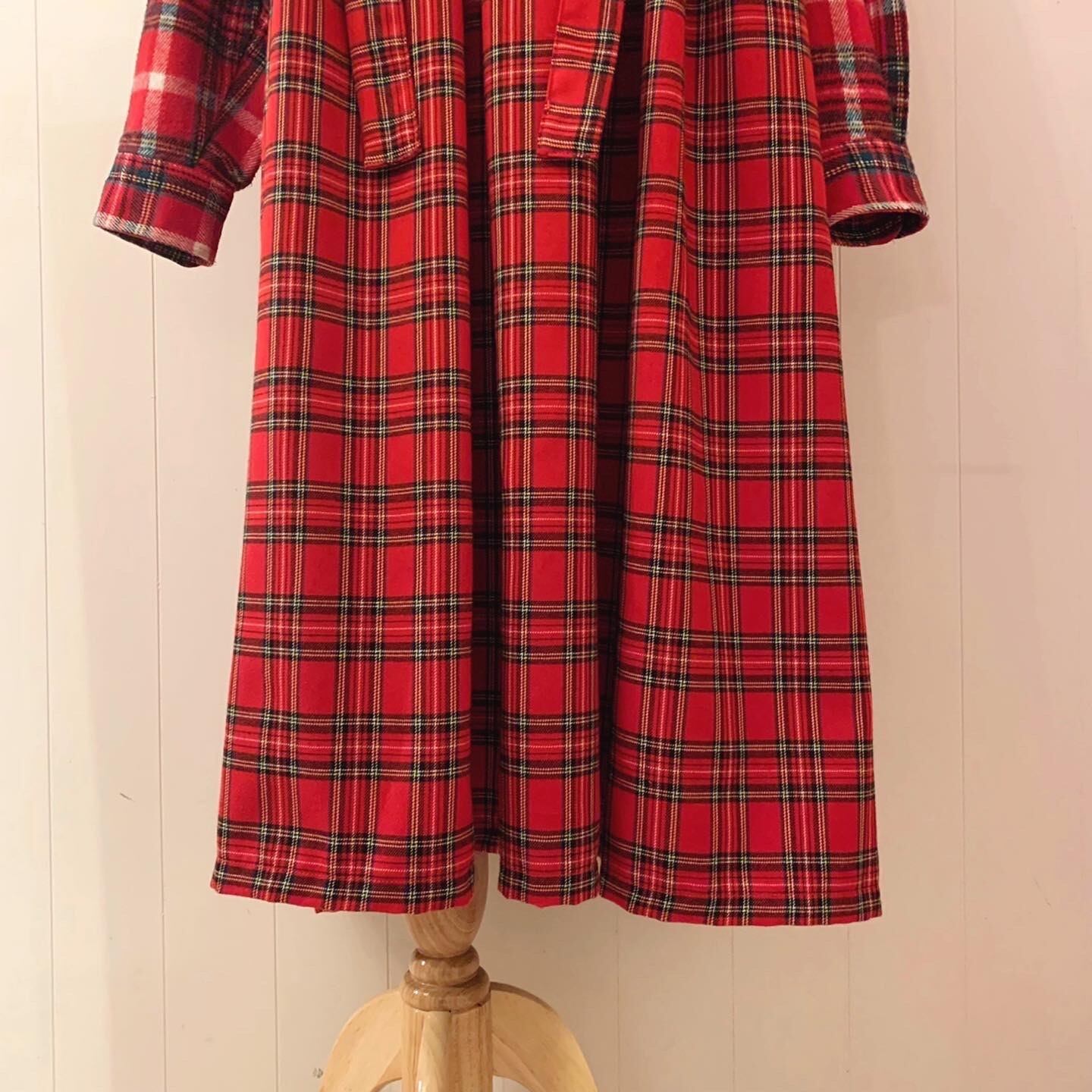 remake : gift box ribbon one-piece / red