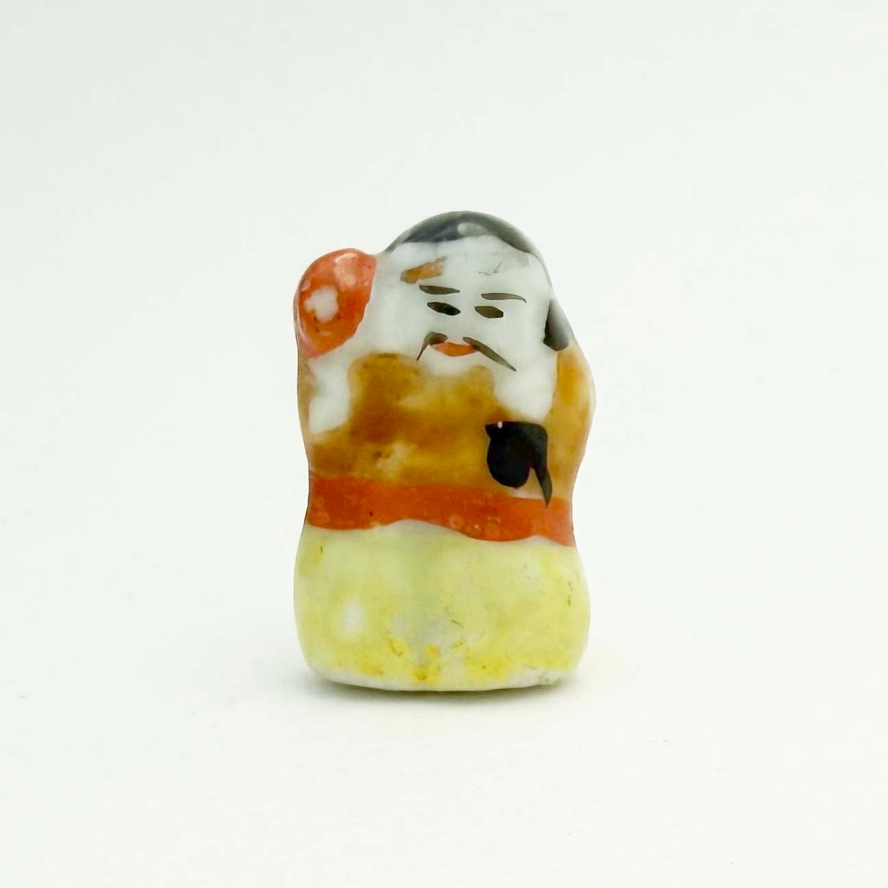 ヴィンテージ陶製豆神様人形（着彩大黒3cm）