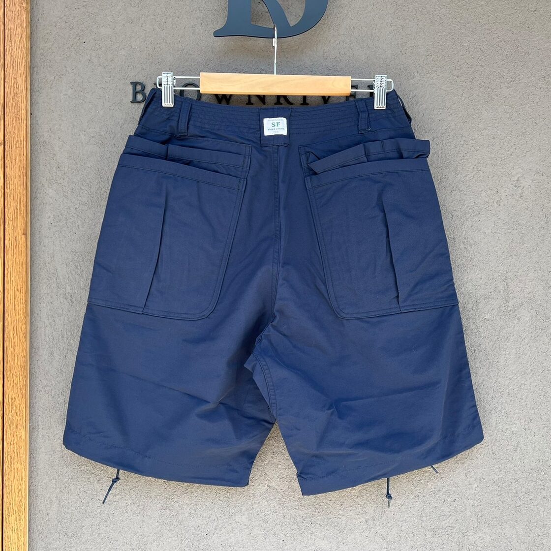 SASSAFRAS Overgrown Hiker Pants 1/2 | Pay ID