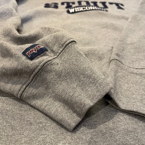 【JANSPORT】カレッジ 刺繍ロゴ ウィスコンシン大学 ハーフジップ スウェット US古着