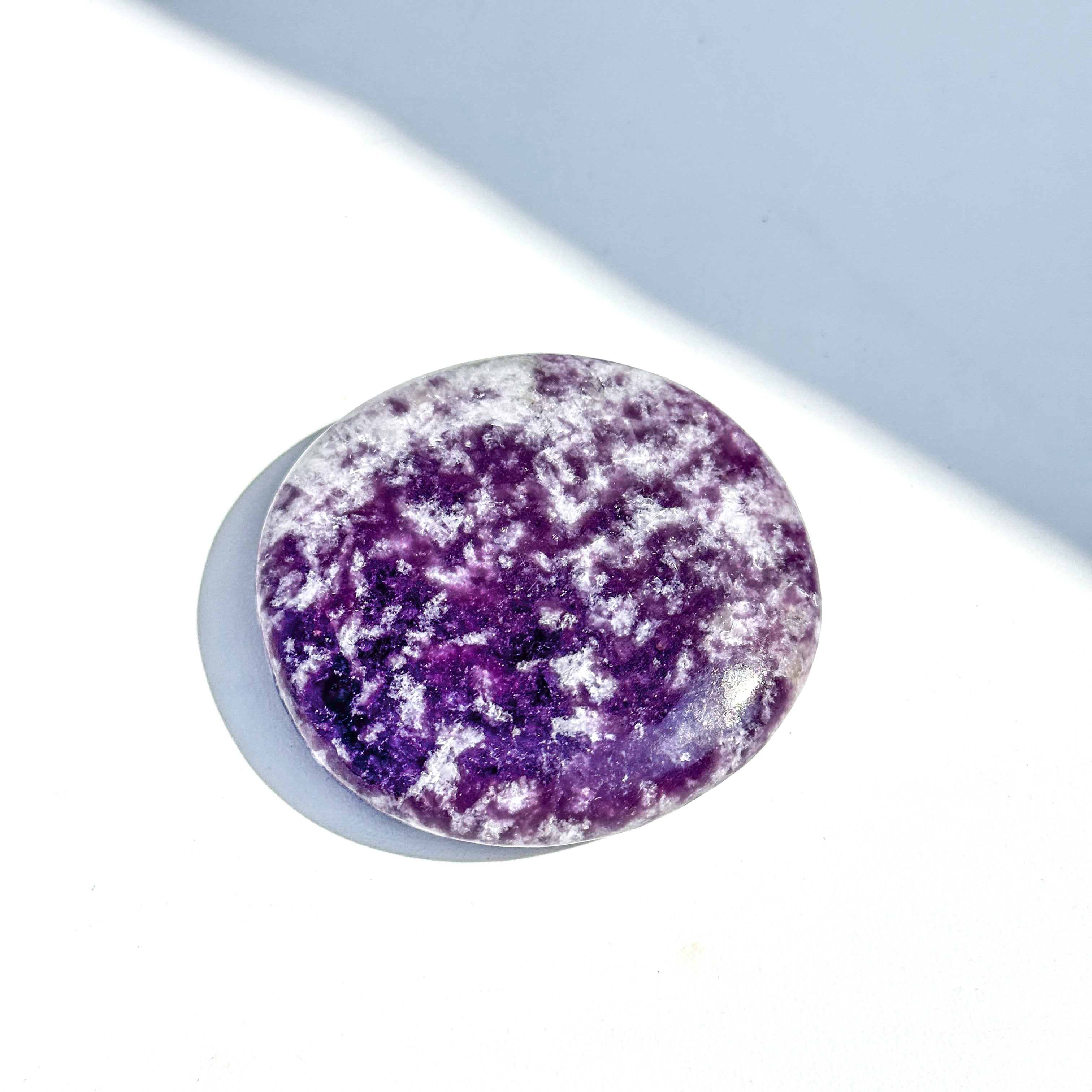 レピドライト パームストーン 62◇ Lepidolite palm stone ◇天然石・鉱物・パワーストーン・インテリア