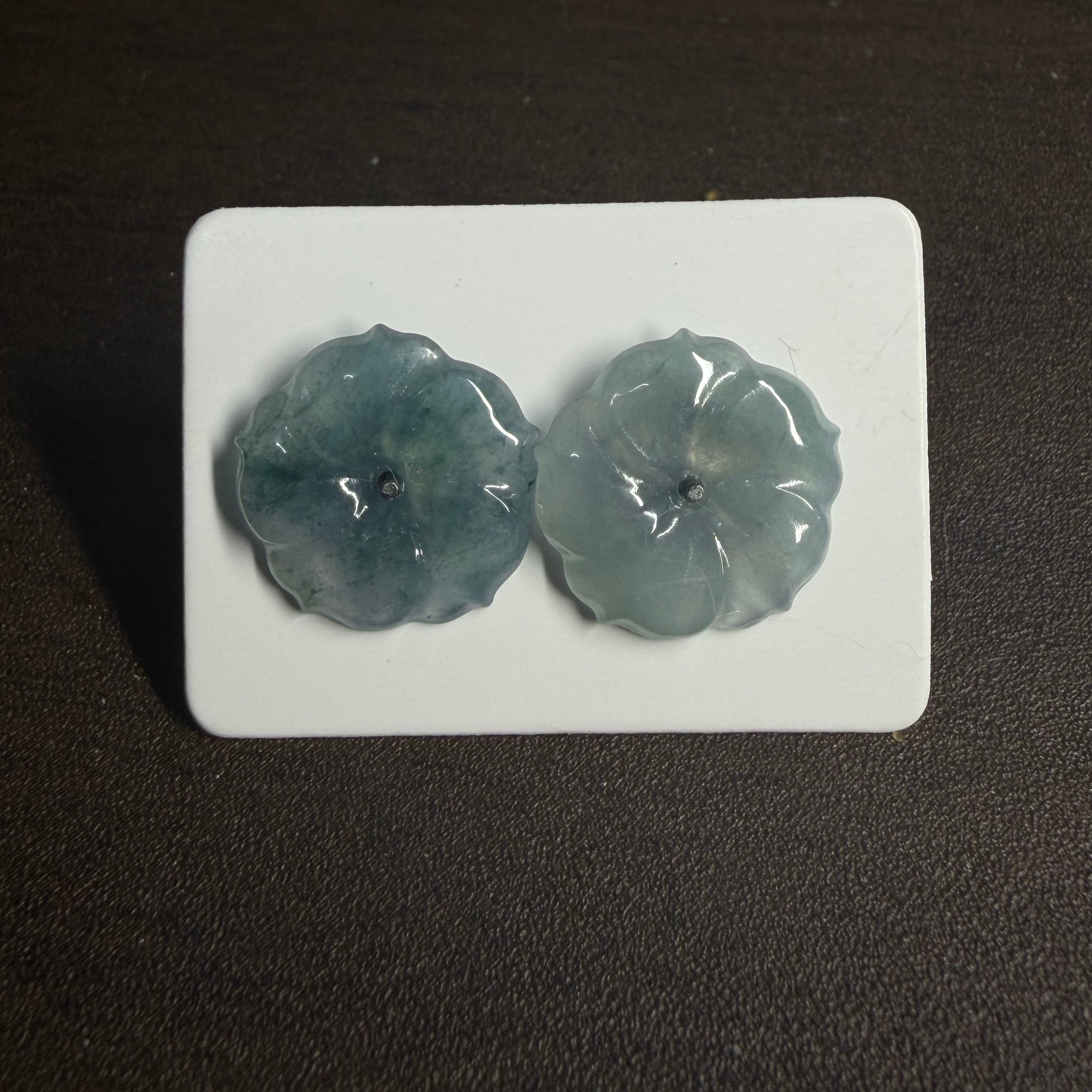 本翡翠玉 彫刻 ミャマー産 黄色 天然石 希少 高品質 無着色 ミャンマー