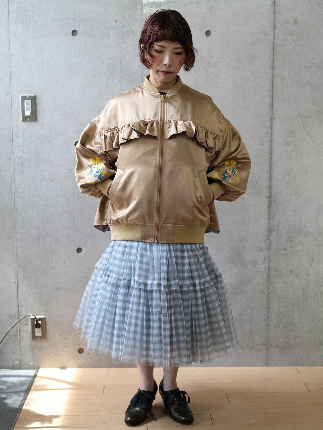 刺繍フリルジャケット“Crafting Cats Frill Jacket” (Beige