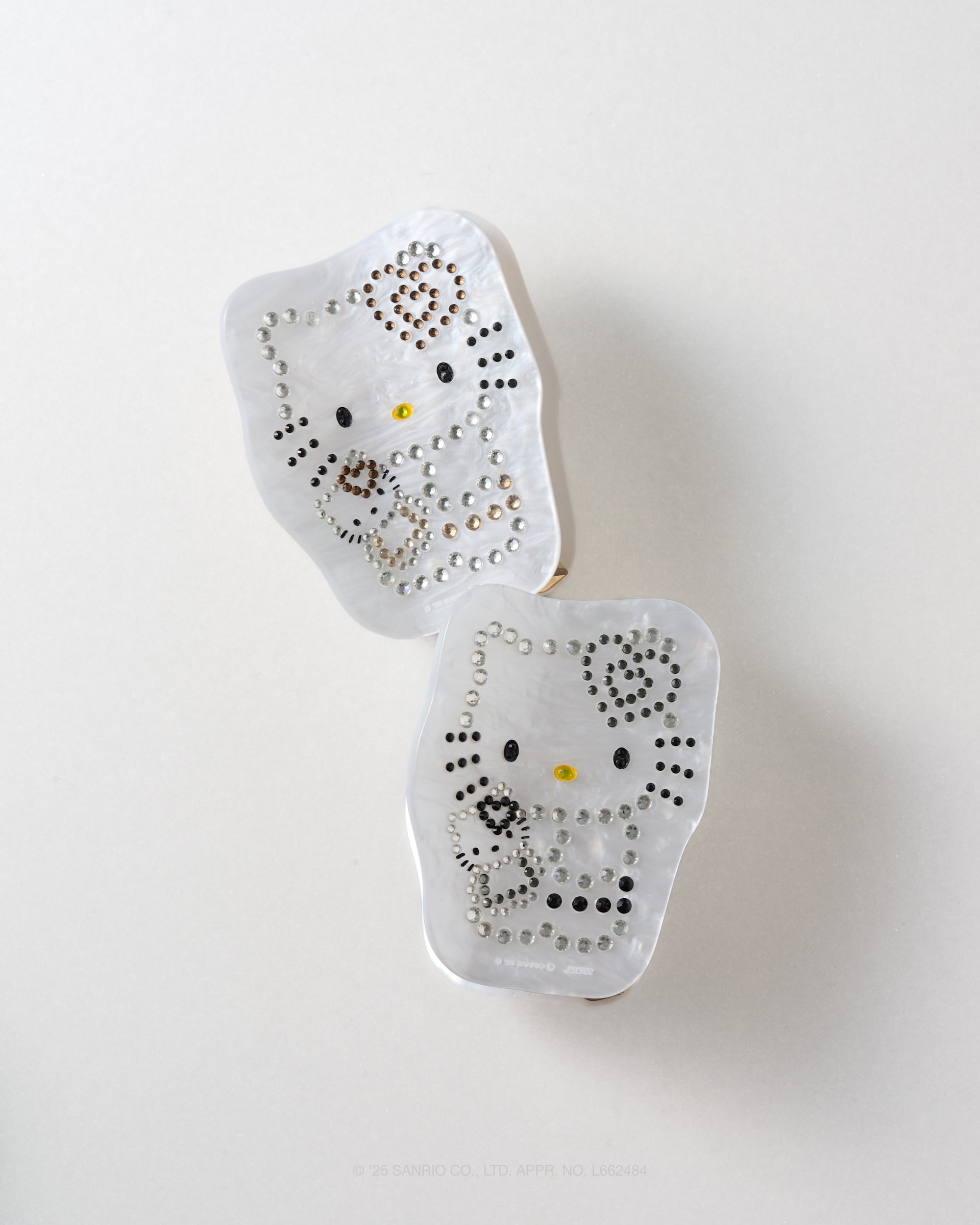 Kitty バンスクリップ #LA25076H | LANIE