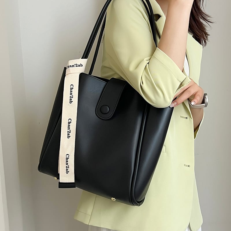 ☆日本未入荷*PARFOIS*新作*スタッズショルダーバッグ/EC☆ ショルダーバッグ トートバッグ 6/28 bag 鞄 バッグ