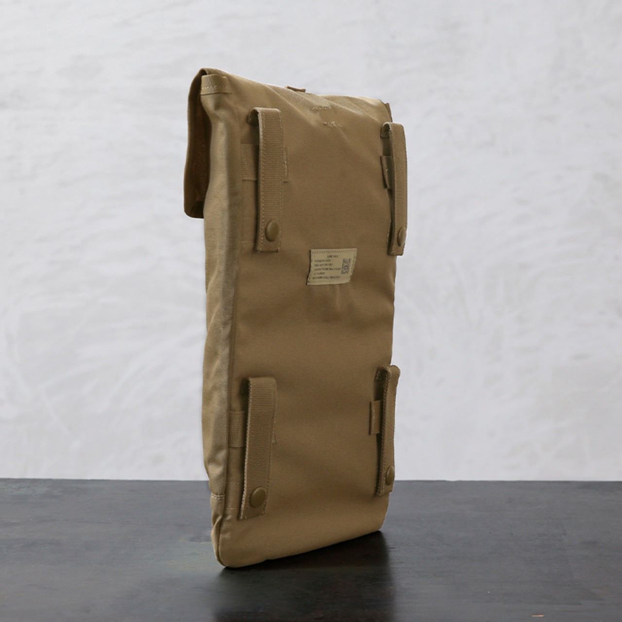 新品デッドストック 米軍 EAGLE INDUSTRIES社製 USMC PACK ハイドレーションポーチ - 2