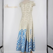 フラダンス 衣装 ワンピース ドレス ホワイト系 ココエミリー 日本製 ハワイアンプリント アロハ ハワイアン ノースリーブ フリル袖 CoCoEmily 光沢感 高級感 かわいい さわやか 上品 おしゃれ 大人っぽい ベージュ系 ブルー系 白 水色 フラ ダンス 高級 ドレス ワンピース フラダンス衣装 アロハプリント 日本製 おしゃれ ココエミリー さわやか 光沢感 フリル袖 ノースリーブ レディース かわいい 上品