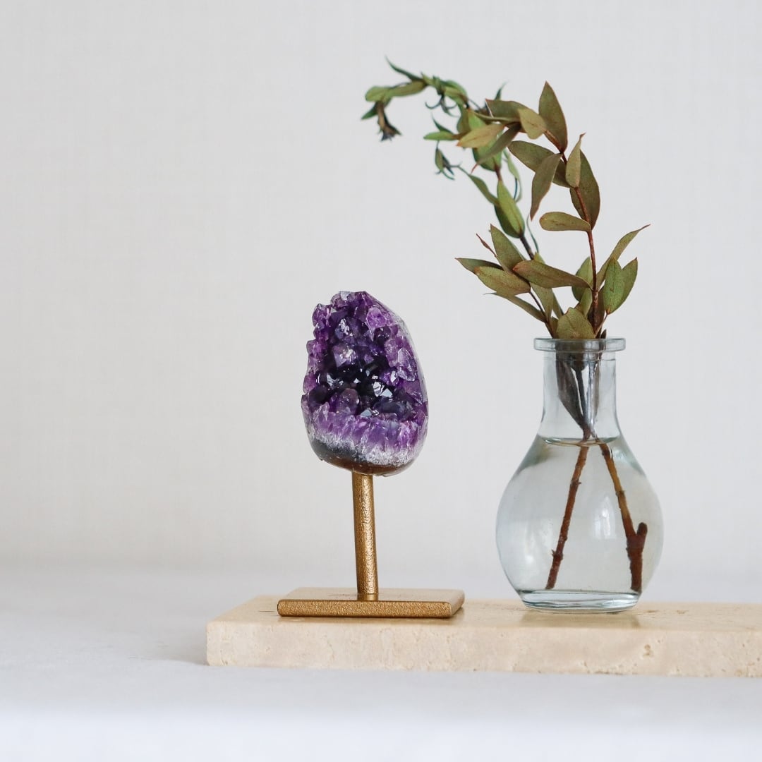 アメジスト スタンド付き （ゴールド）【送料無料】｜Amethyst on Iron