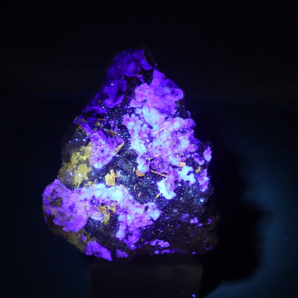フローライト & モリブデン鉛鉱 ウルフェナイト 22.7g FL590 天然石