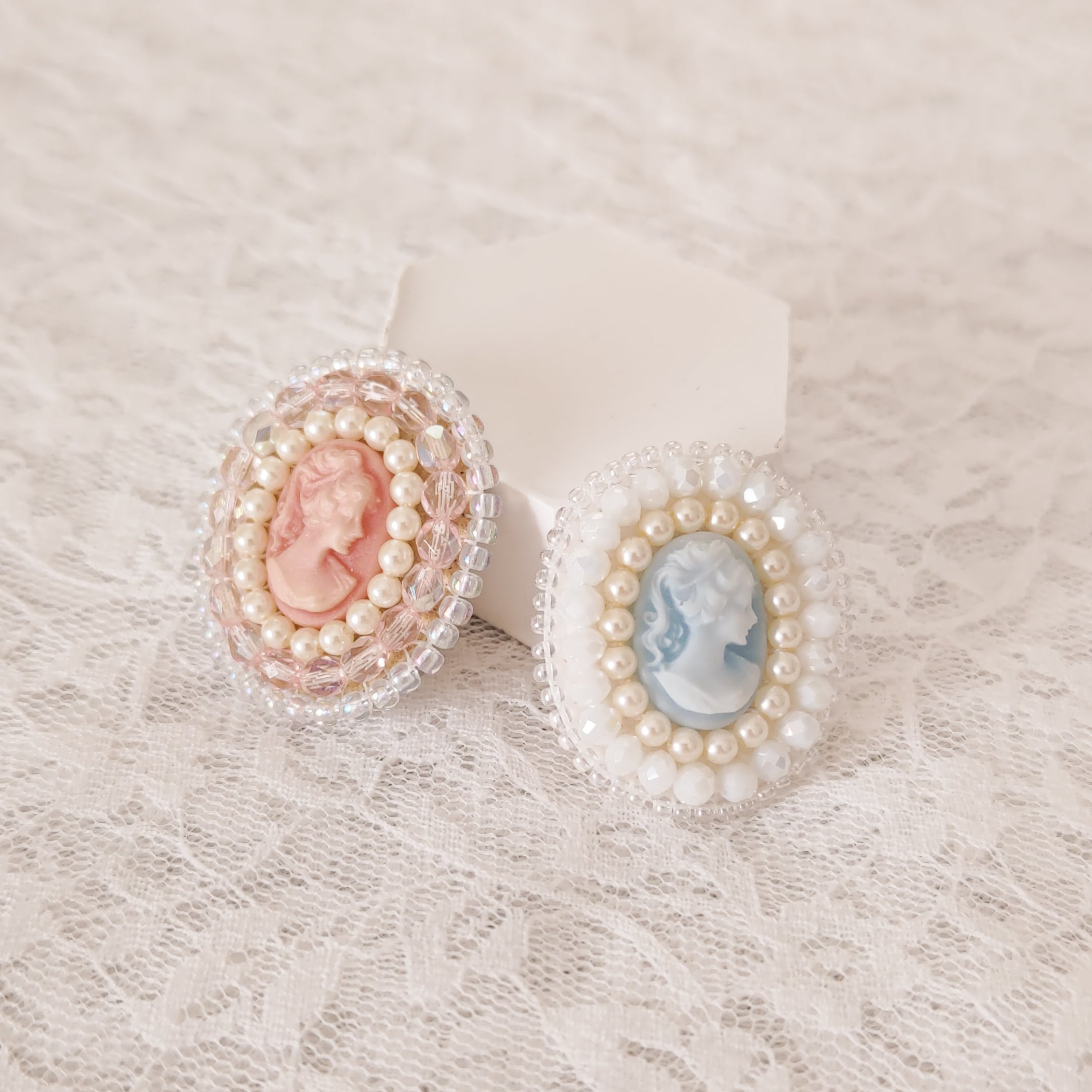 ♡美品·手彫りミセス婦人用ヴィンテージカメオブローチ珊瑚♡ ♡美品