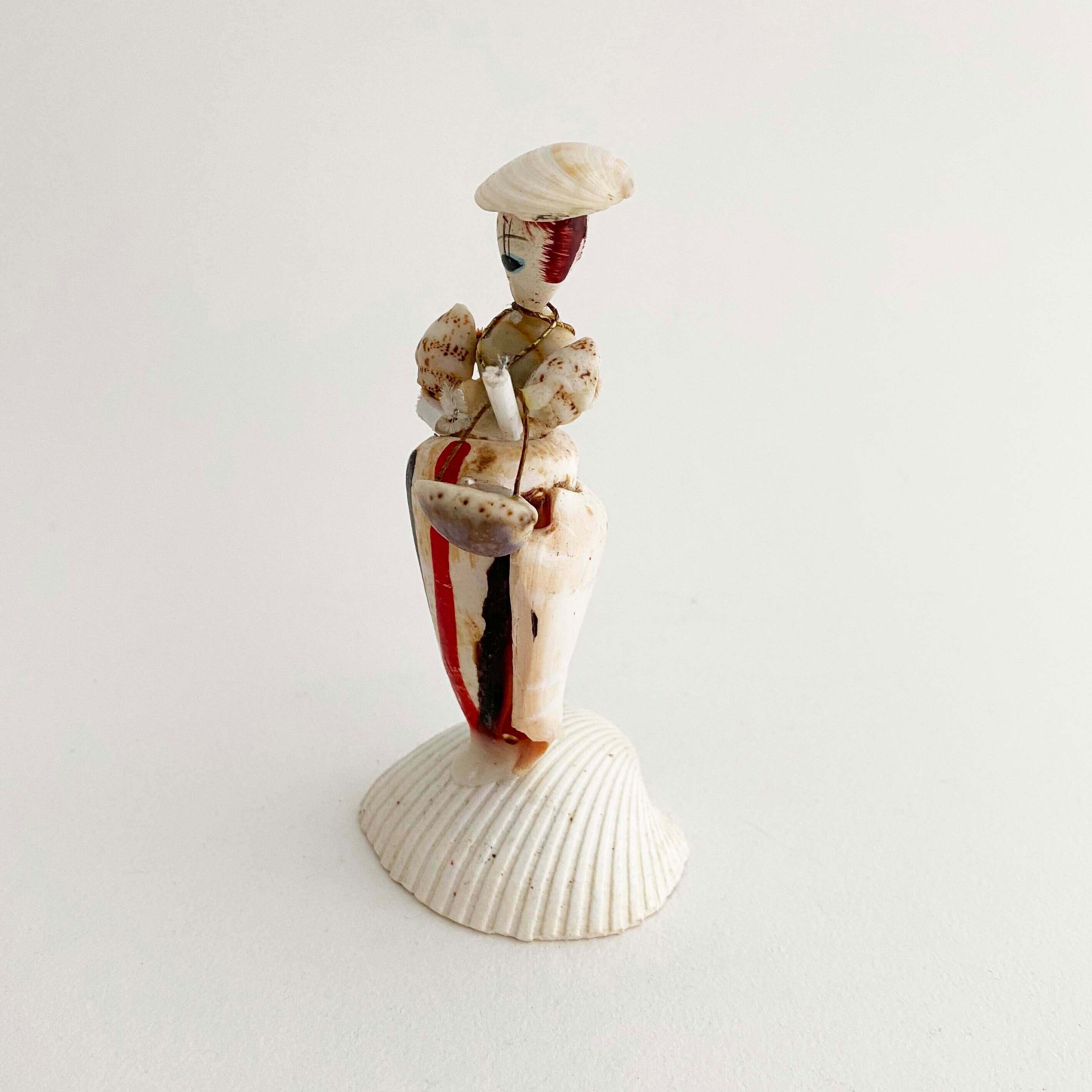 デッドストック昭和 貝人形お嬢さん（イモ貝）江ノ島しおり付き | kokeshka