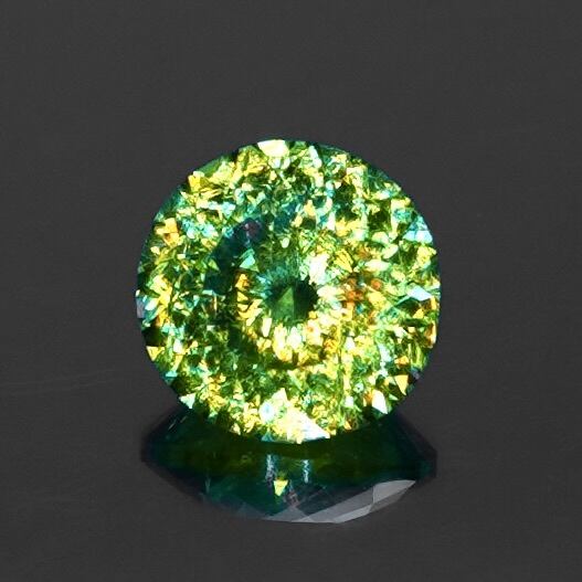 Bright Brilliant Cut™️ “129 Facets” 】色彩が躍る翆黄の幻影 0.64ct