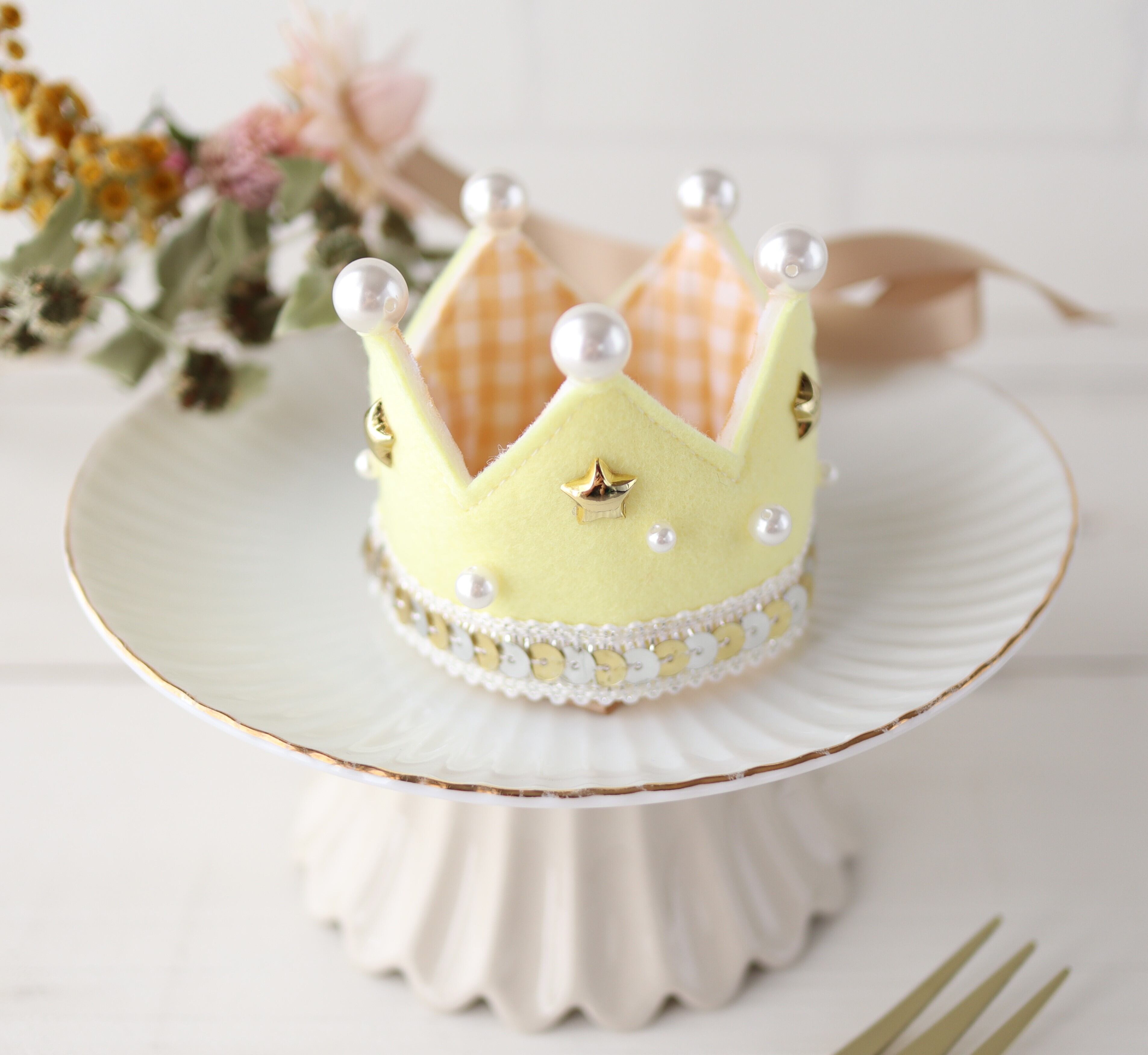 特集掲載商品＞kira kira crown 大切なペットのお誕生日や記念日に