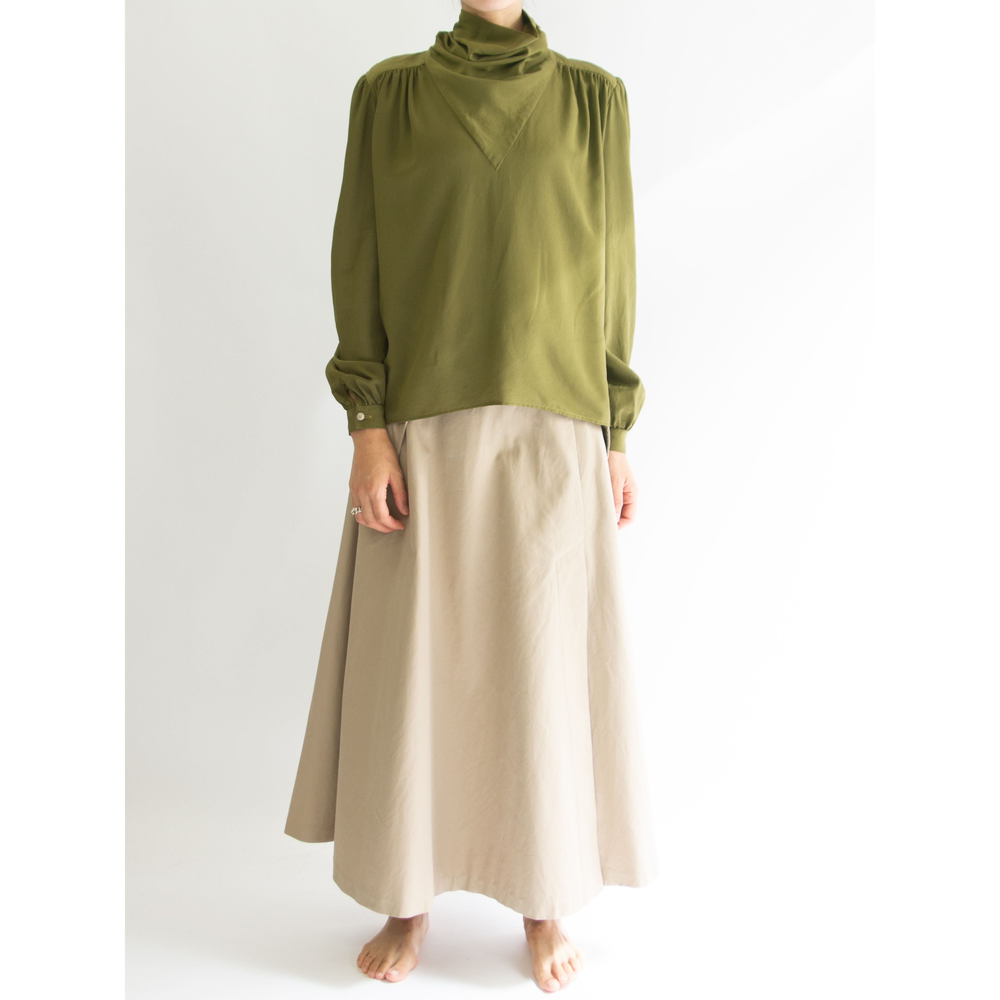 【Valentino Garavani】Made in Italy 100% Silk High Neck Blouse(ヴァレンティノガラヴァーニ イタリア製ハイネックシルクブラウス)