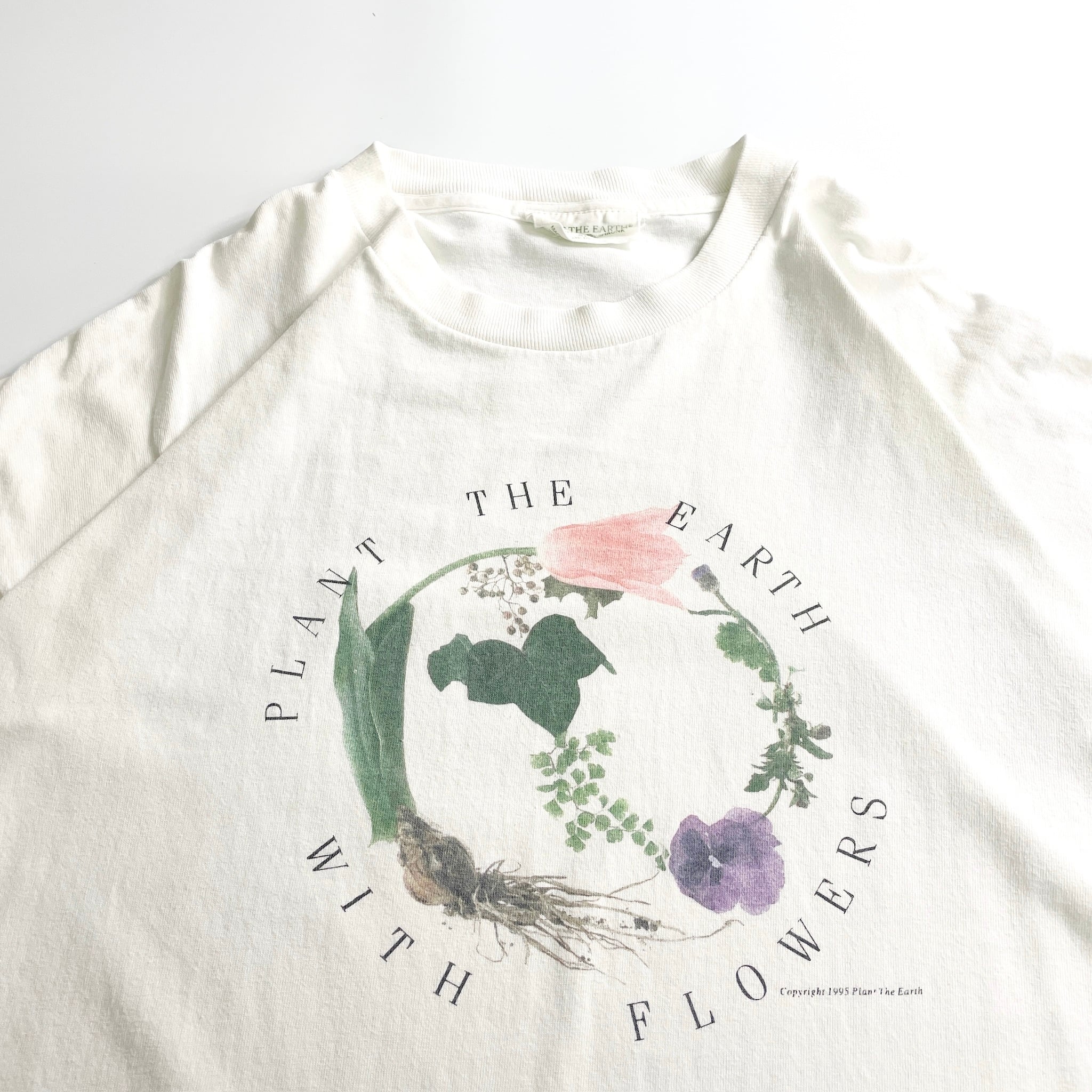 90s Plan The Earth Flowers Tee
