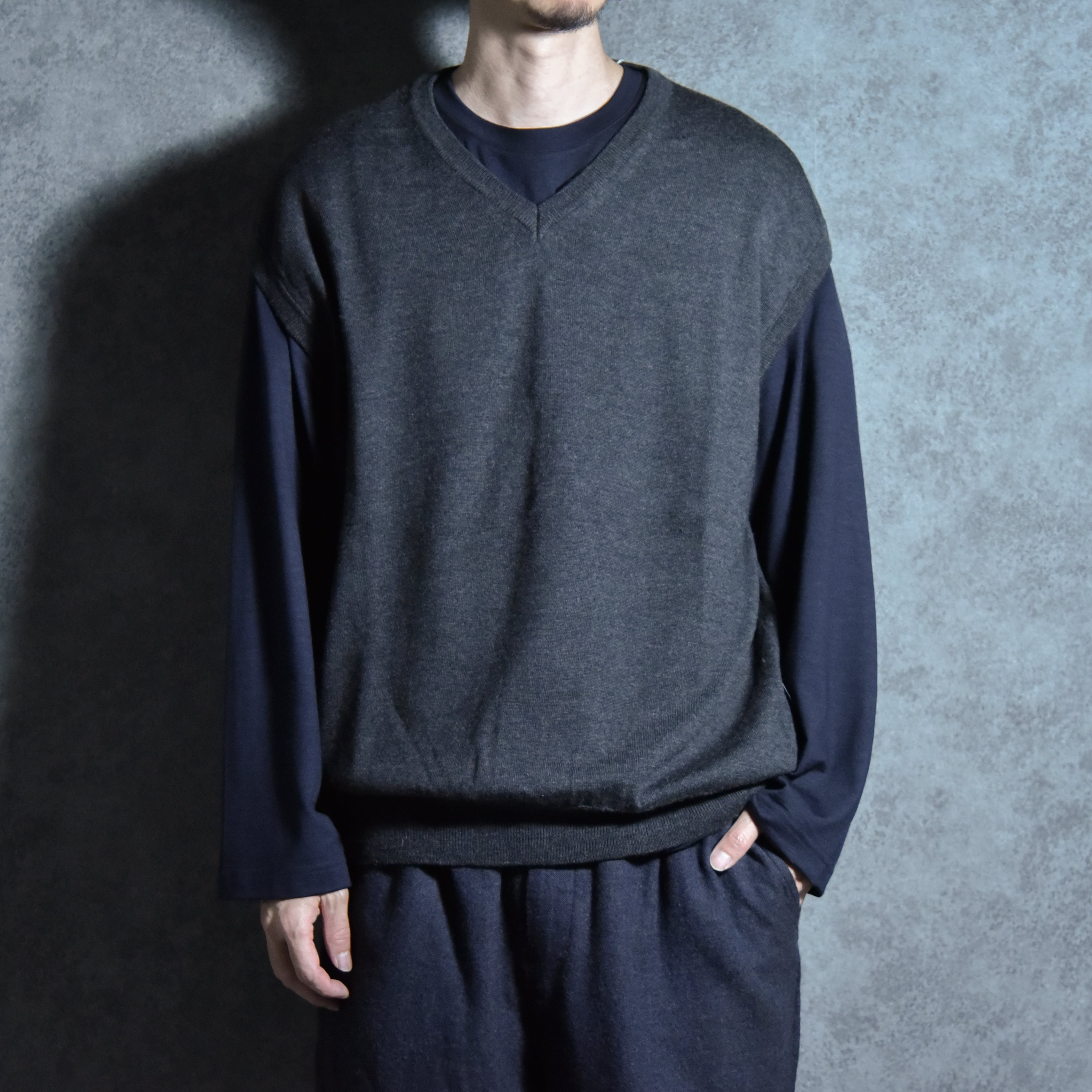 美品【HUGO BOSS】シックな高級感◎ウール100％ テーラードジャケット