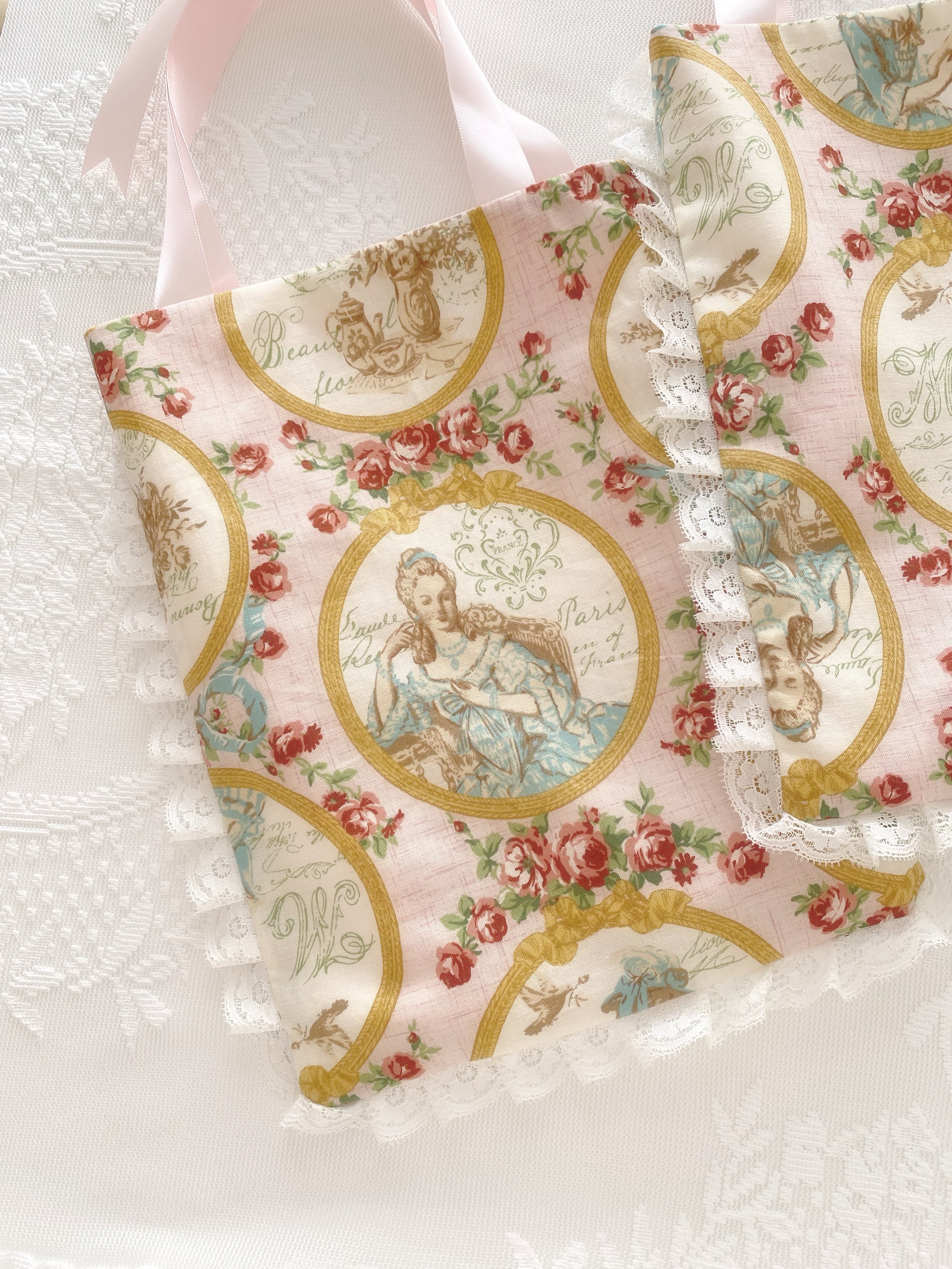 Marie Antoinette mini bag