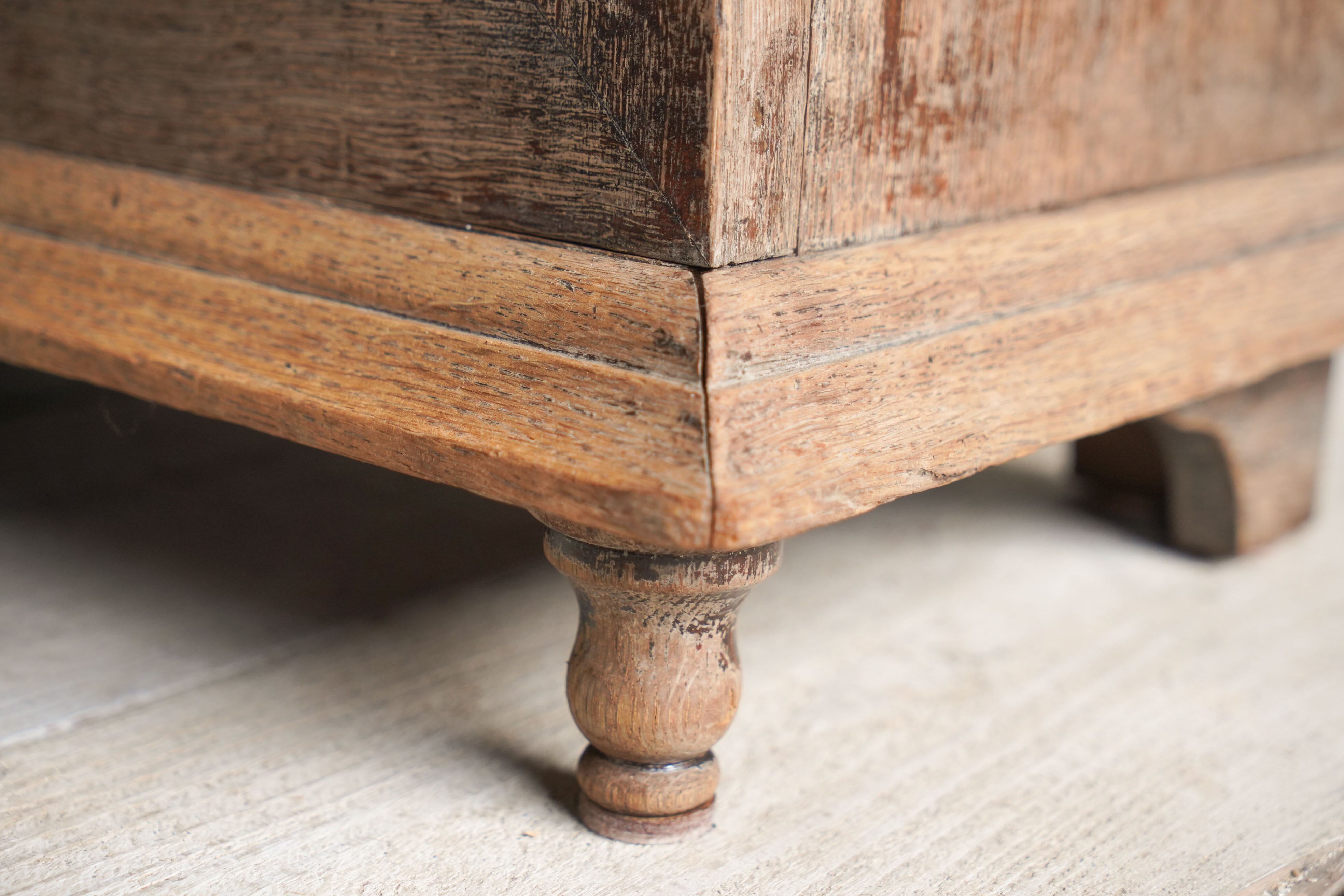 希少　フランスアンティーク　スモールチェスト 1880年代オーク材小さな2段チェスト（横幅51.5cm） フランス