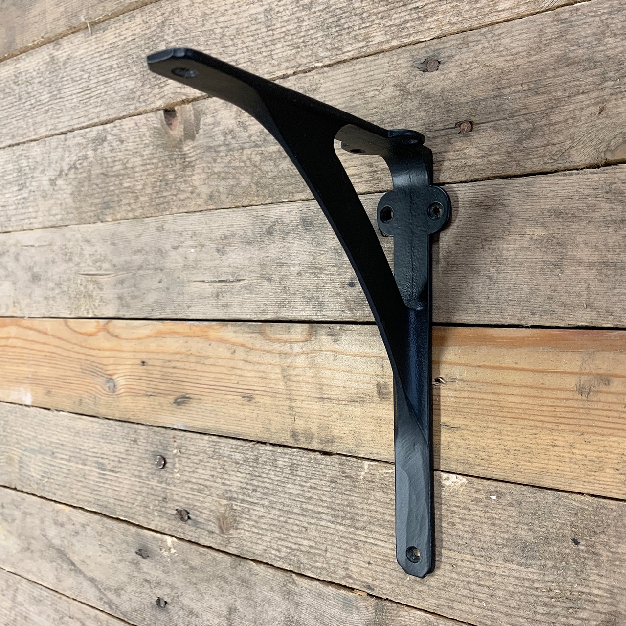 Iron Shelf Bracket(M)