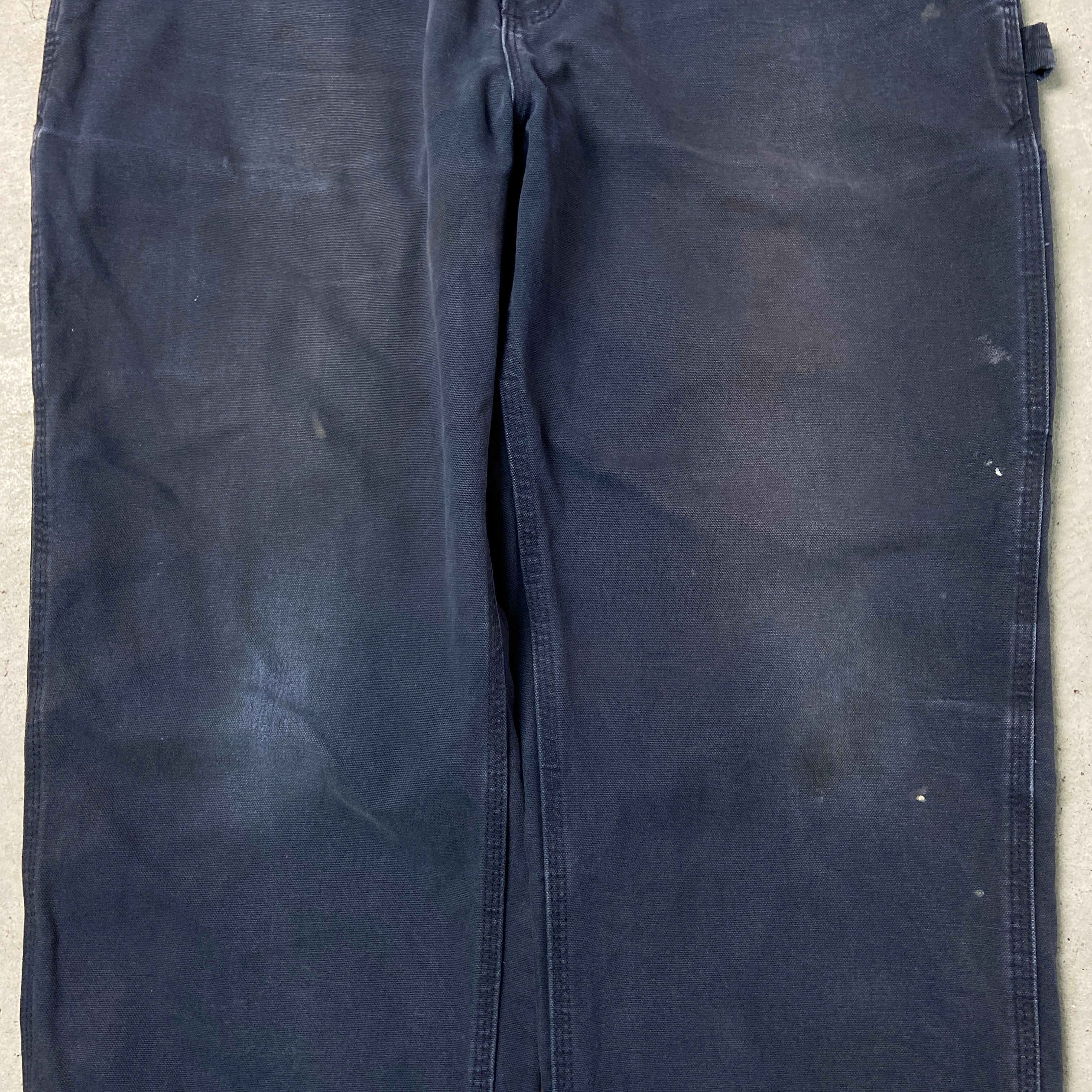 バ*ン様 カーハート　レアカラー　B11-MDT　ペインターパンツ　古着　ネイビ Carhartt カーハート ペインターパンツ ダック地 メンズW32 古着