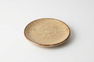 木蘭陽刻八咫烏小皿／戸次製陶所 戸次寅夫