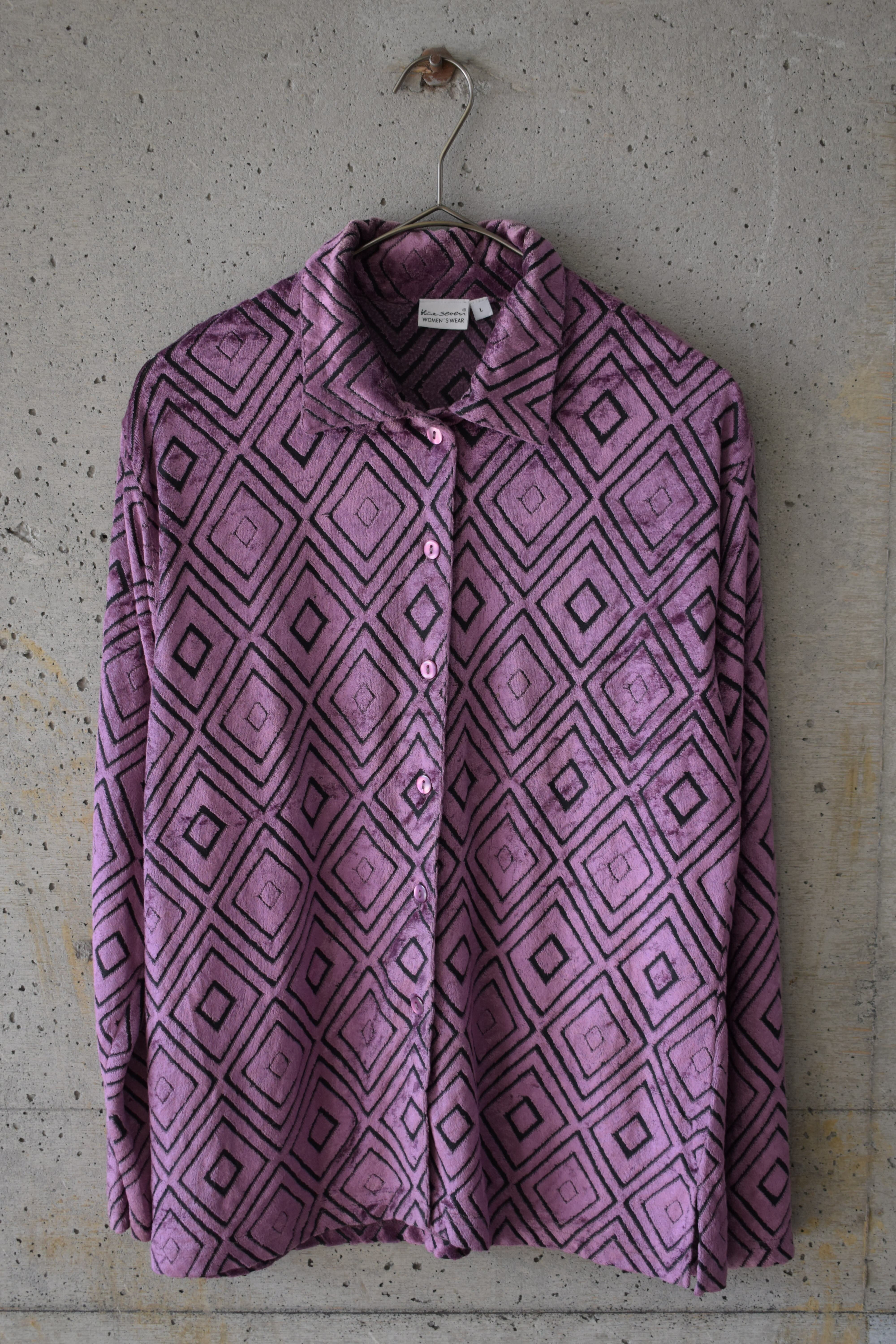 Diamond-patterned velour shirt