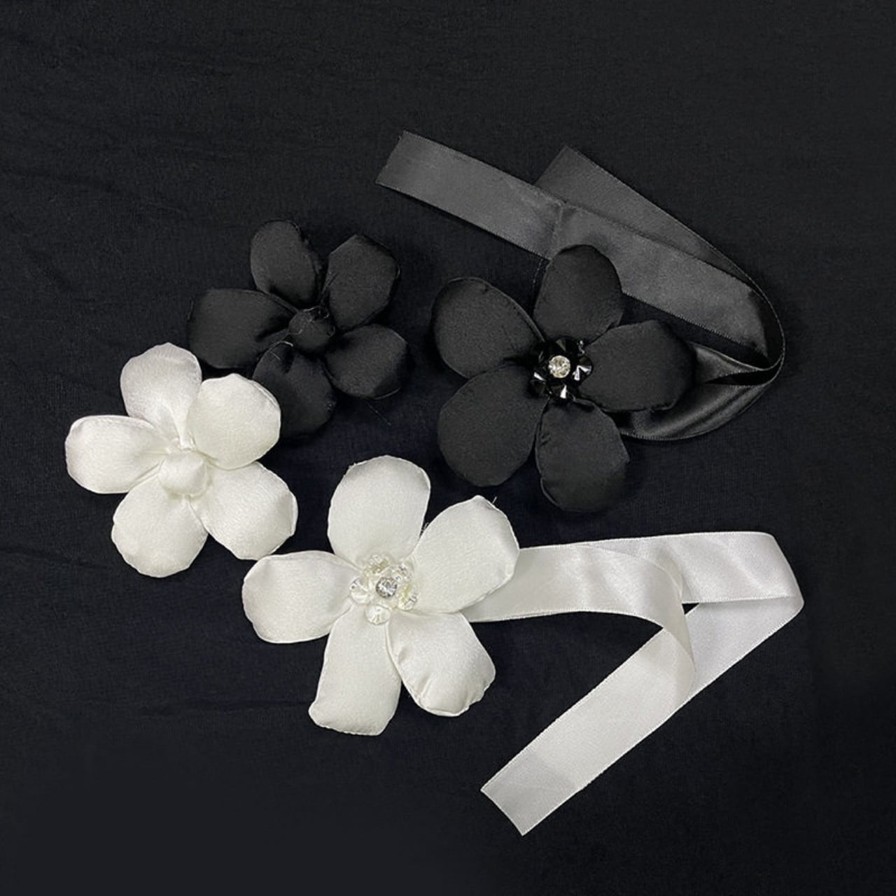 Flower Corsage 4-Piece Set 01099