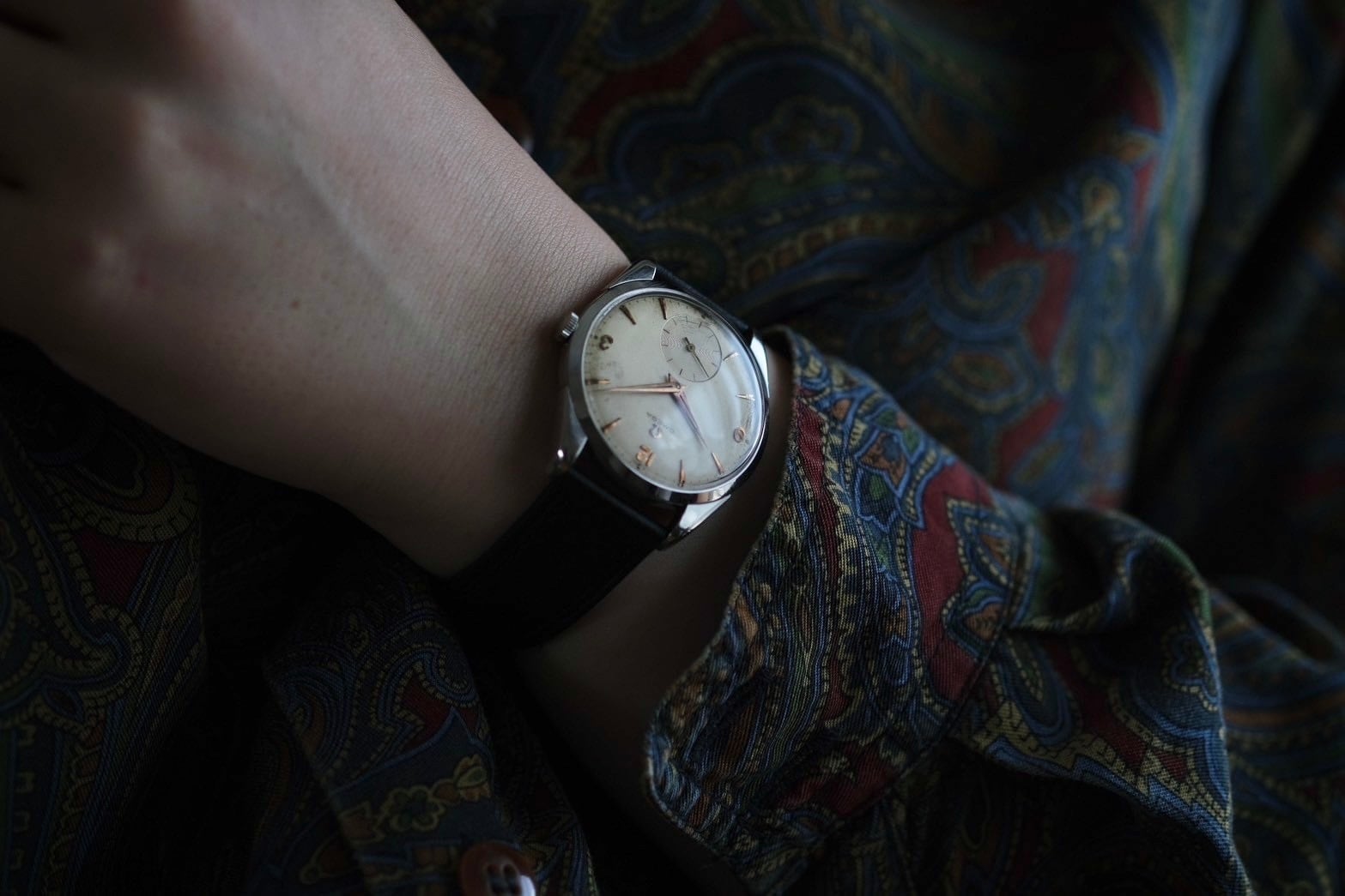 OMEGA】 1956年製 オメガ 30mmキャリバー スモールセコンド 飛び
