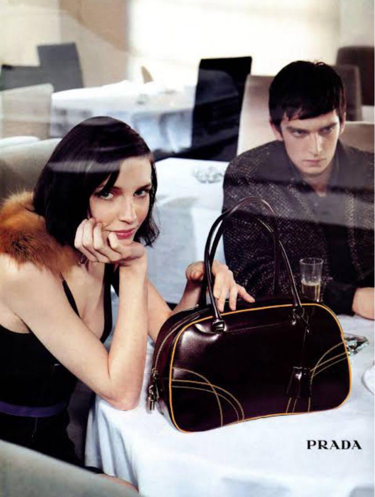 FW2000 PRADA LEATHER HAND BAG | triptraproll