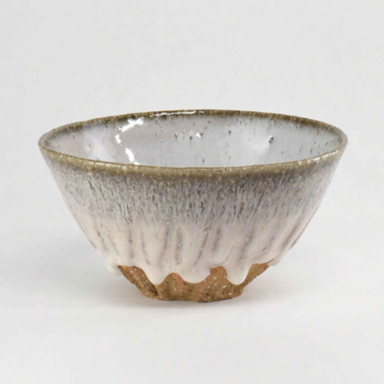 白萩刀刻茶盌